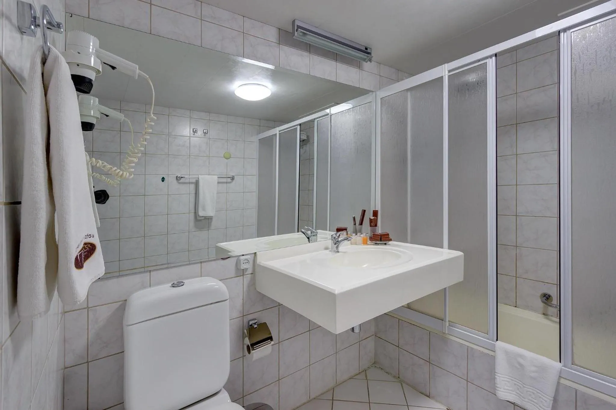Shower in Premier Alatau Hotel