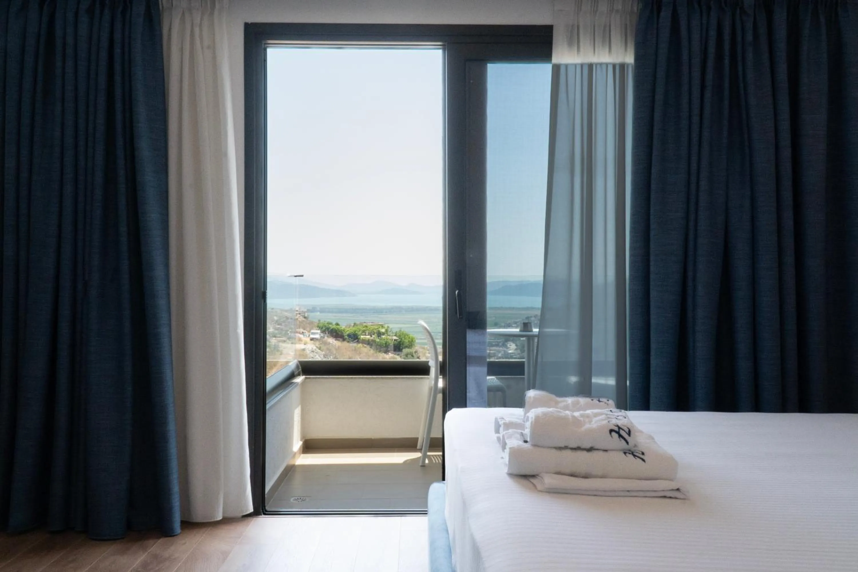 Bed in Hilltop Heaven Hotel