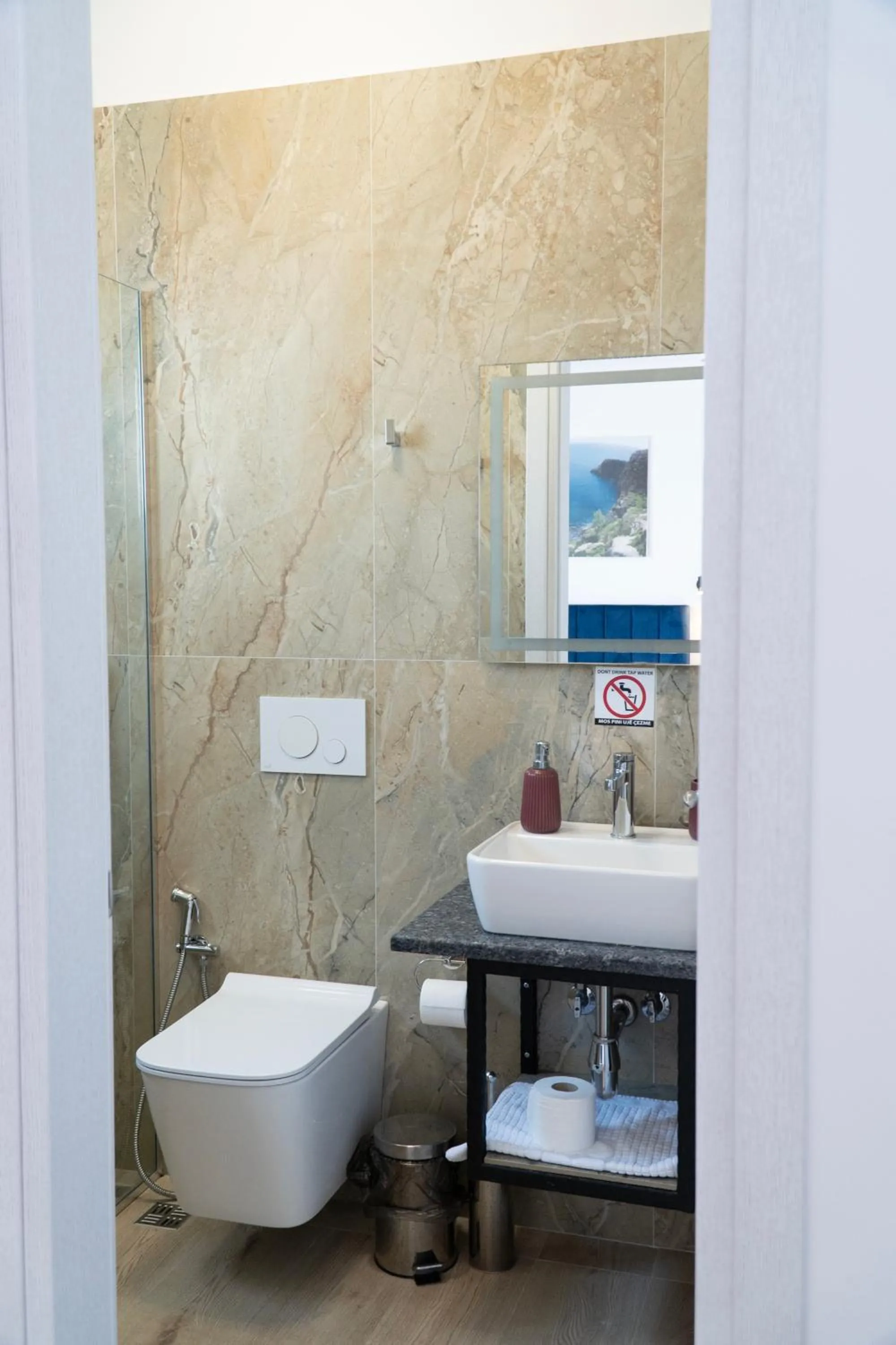 Hilltop Heaven Hotel