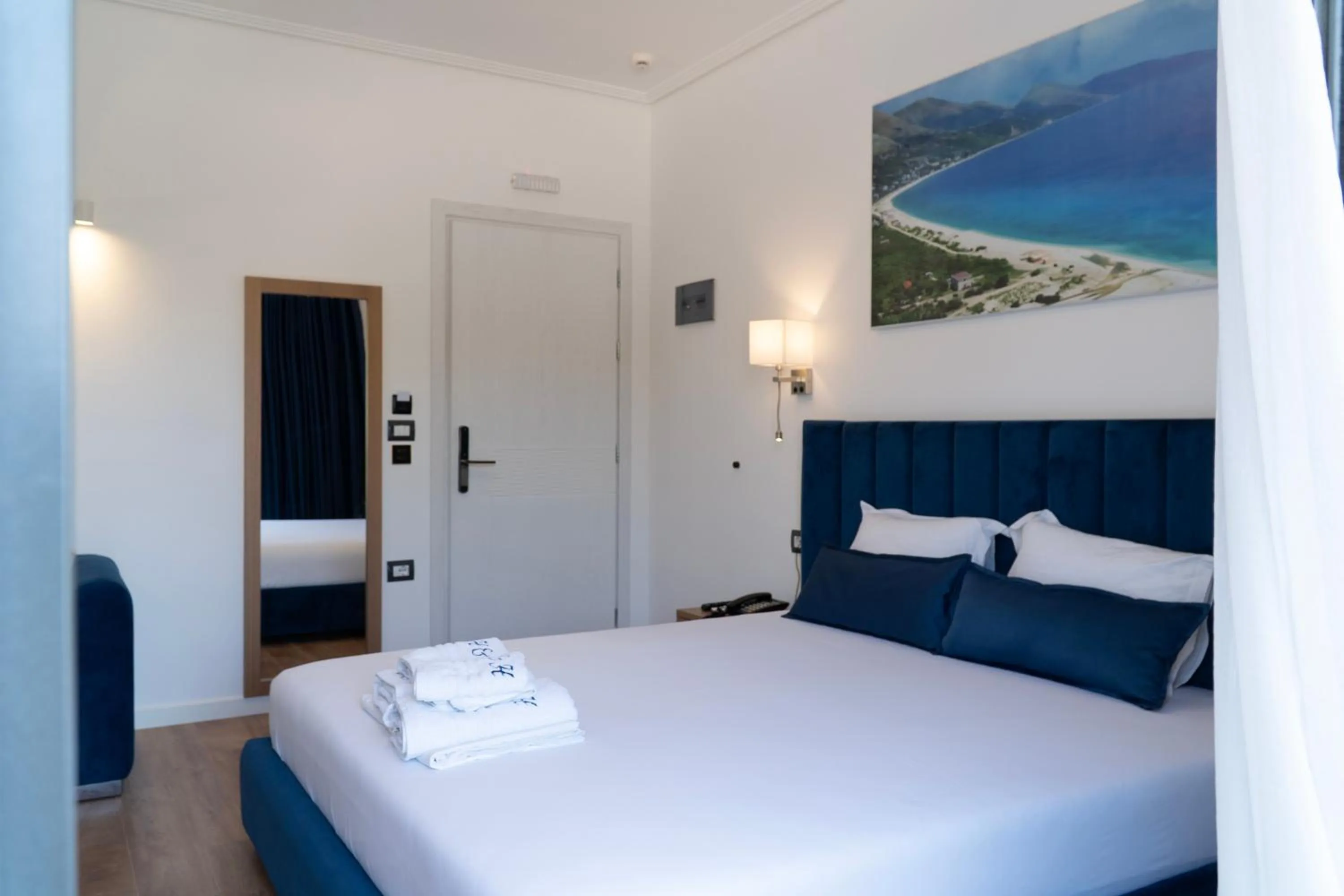 Bed in Hilltop Heaven Hotel