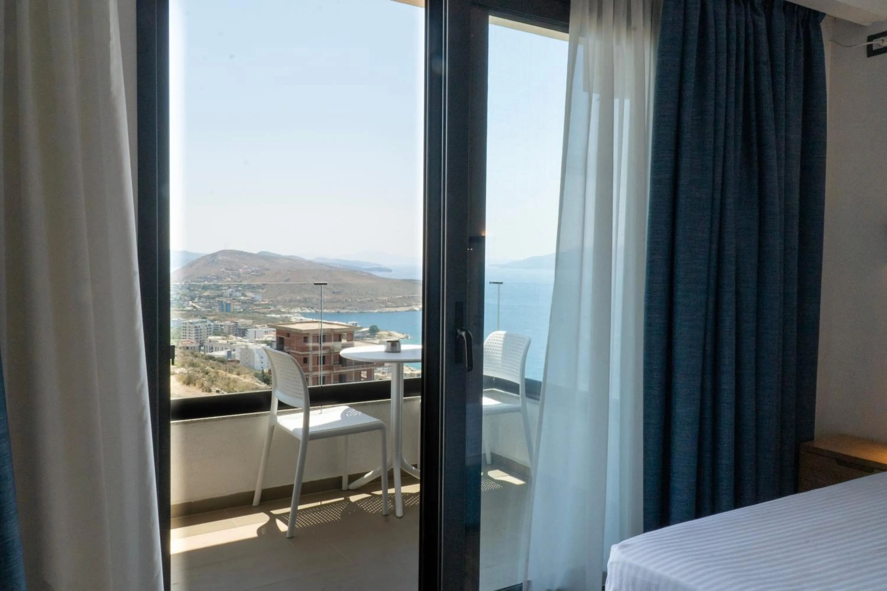 Bed in Hilltop Heaven Hotel