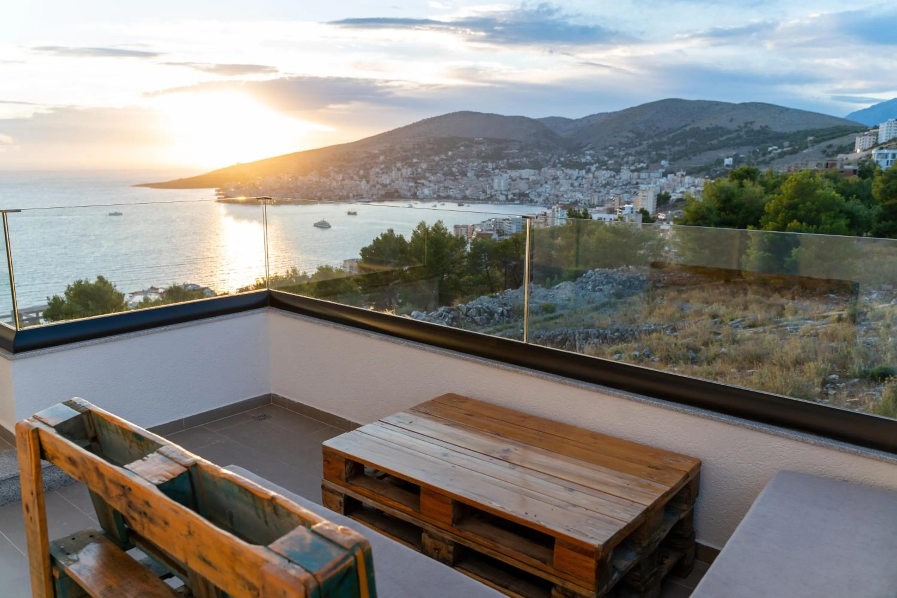 Day in Hilltop Heaven Hotel