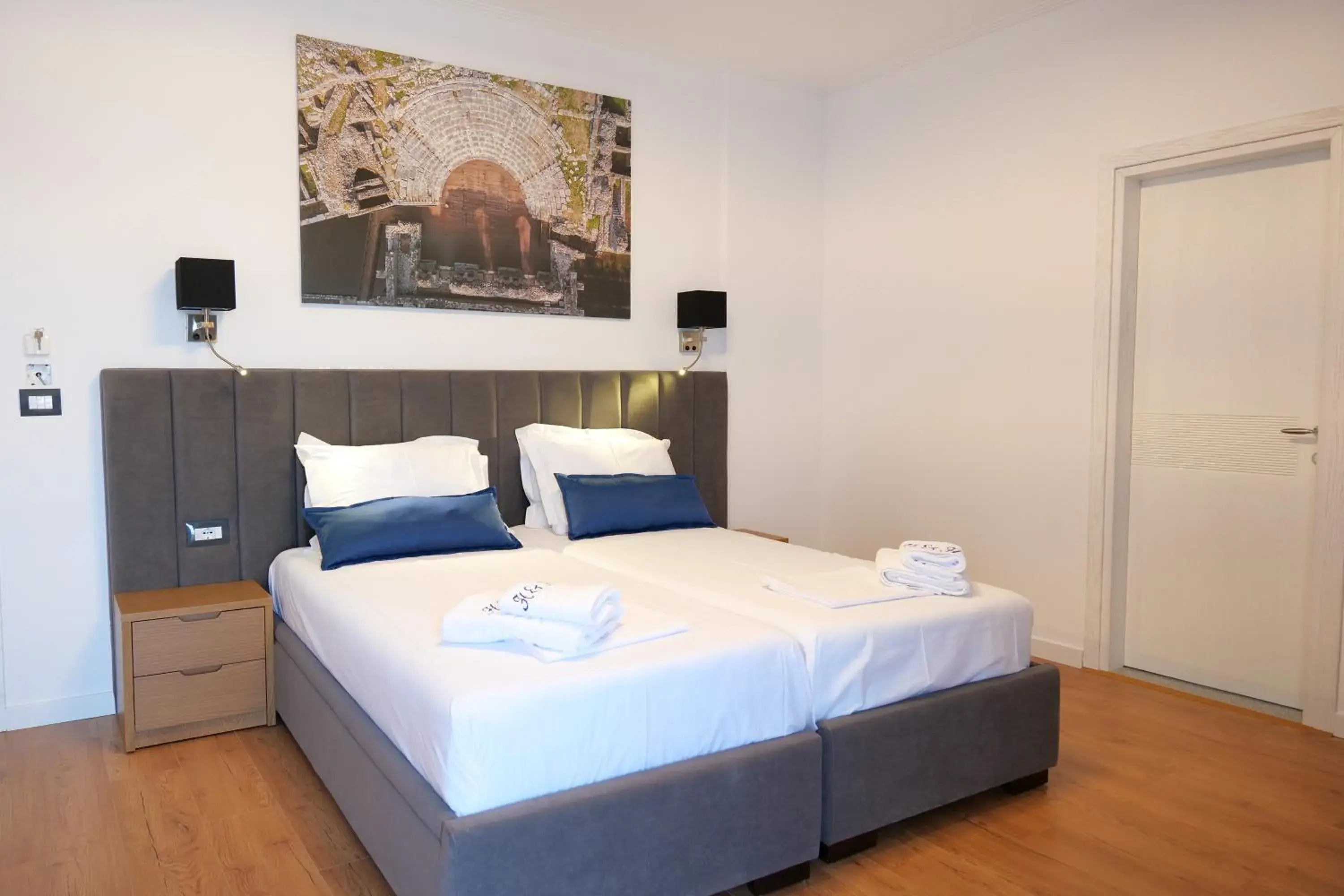 Twin Room with Balcony in Hilltop Heaven Hotel Twin Room with Balcony in Hilltop Heaven Hotel