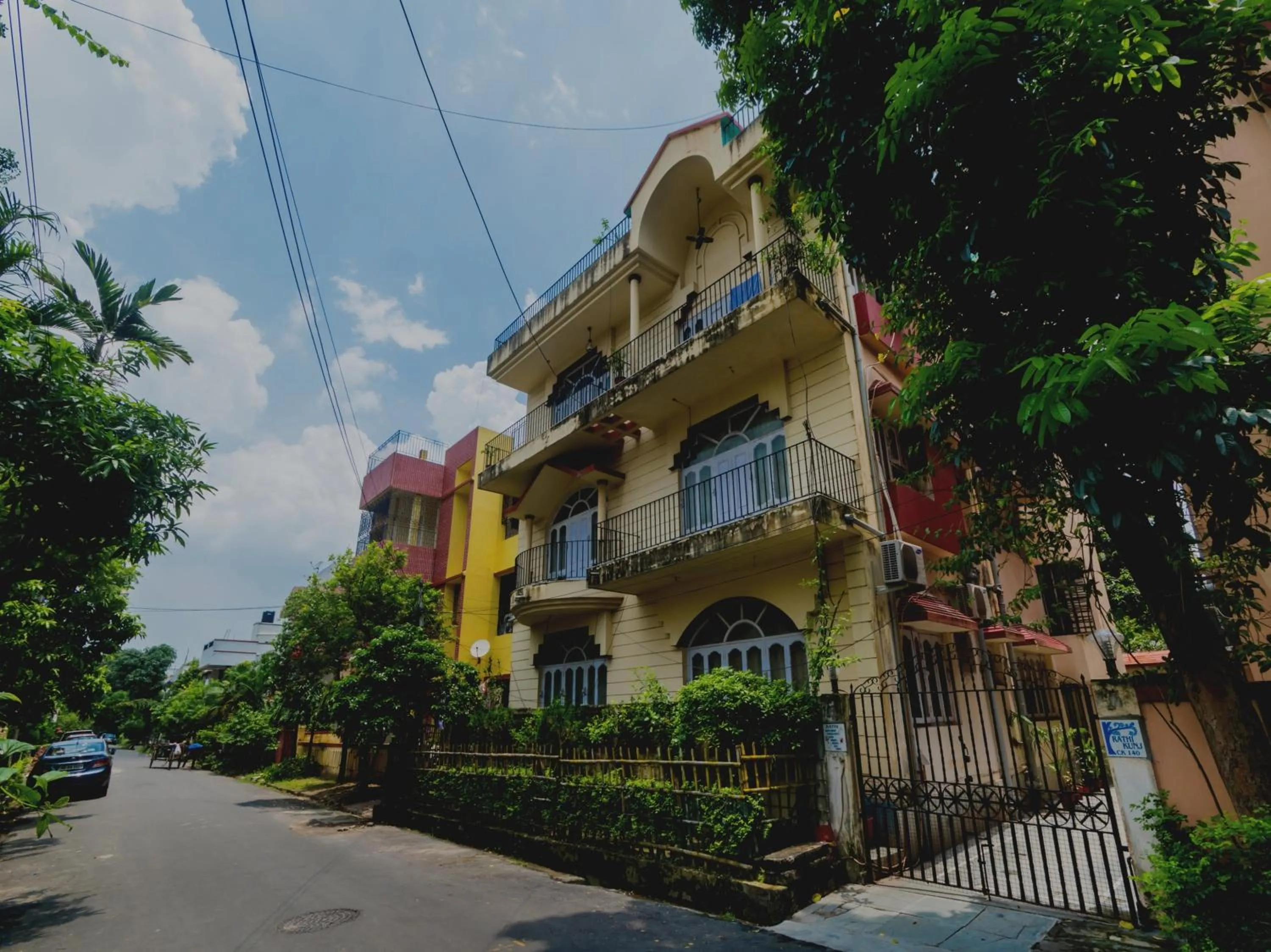 Facade/entrance in Super Hotel O Rathi Kunj Near City Centre Salt Lake