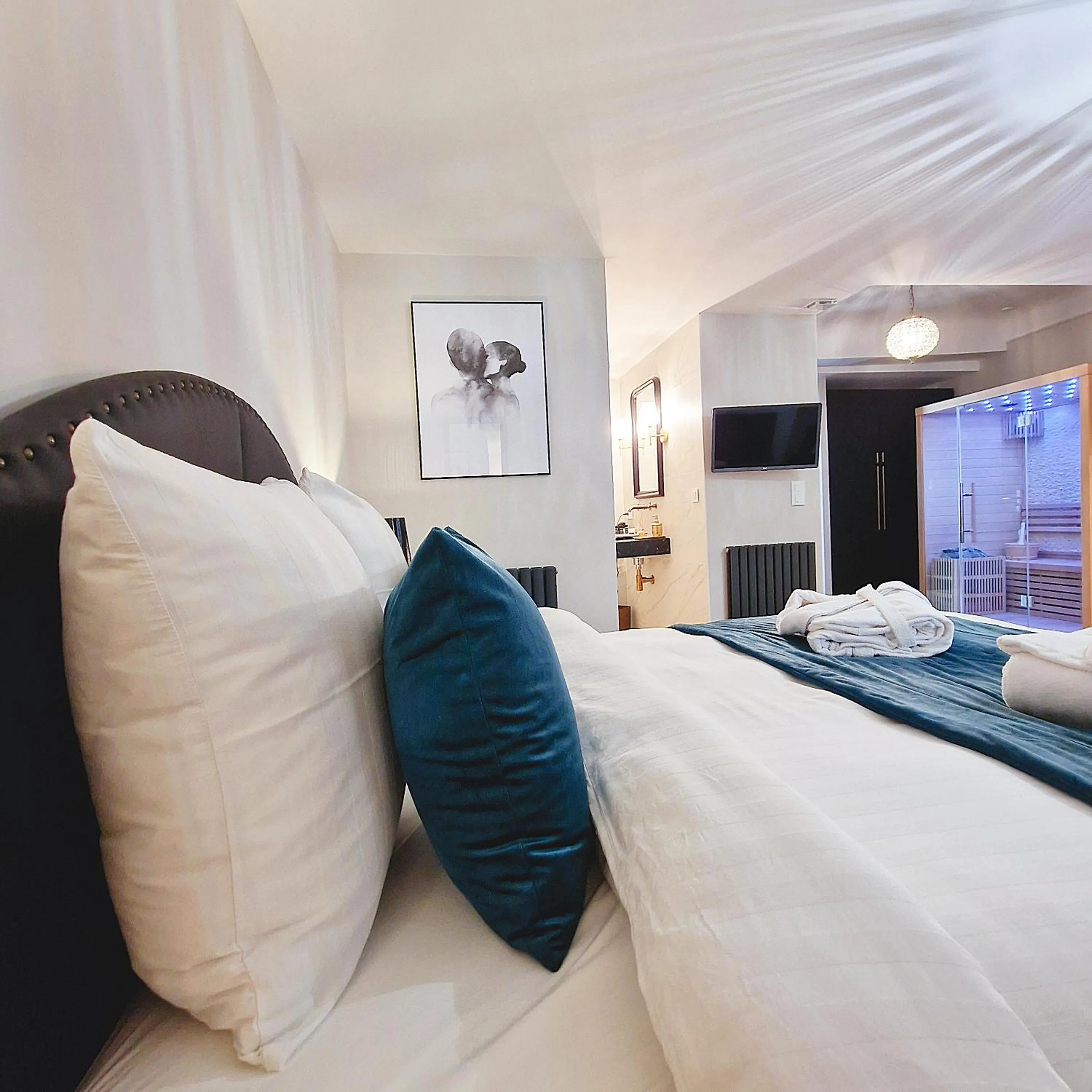 Bed in La Dolce Vita Spa privatif