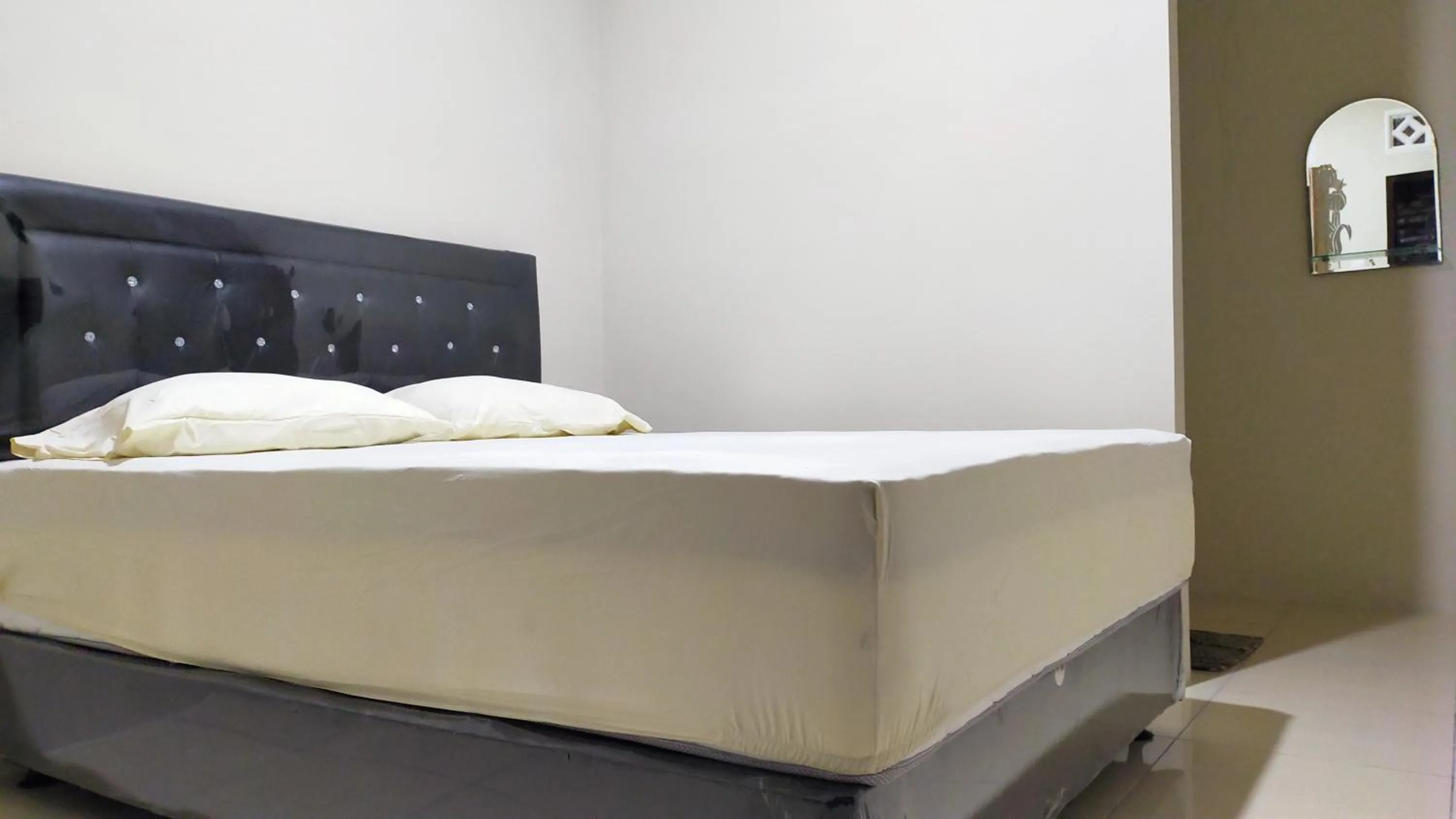 Photo of the whole room, Bed in Aqsa Guest House Ciamis Syariah