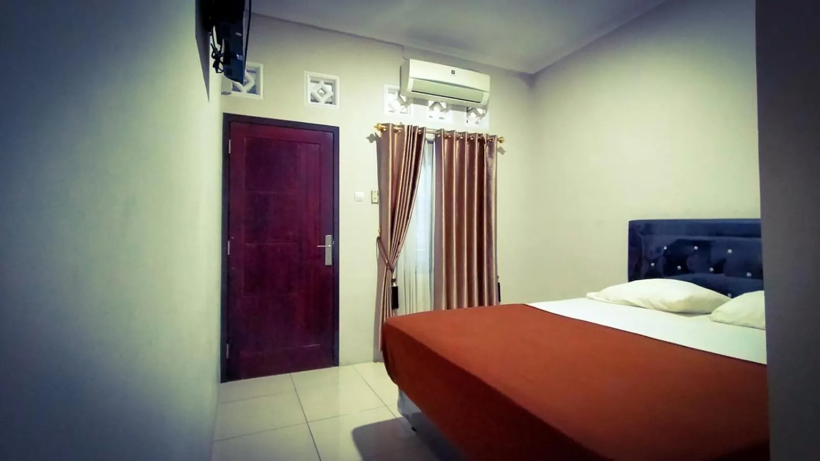 Property building, Bed in Aqsa Guest House Ciamis Syariah
