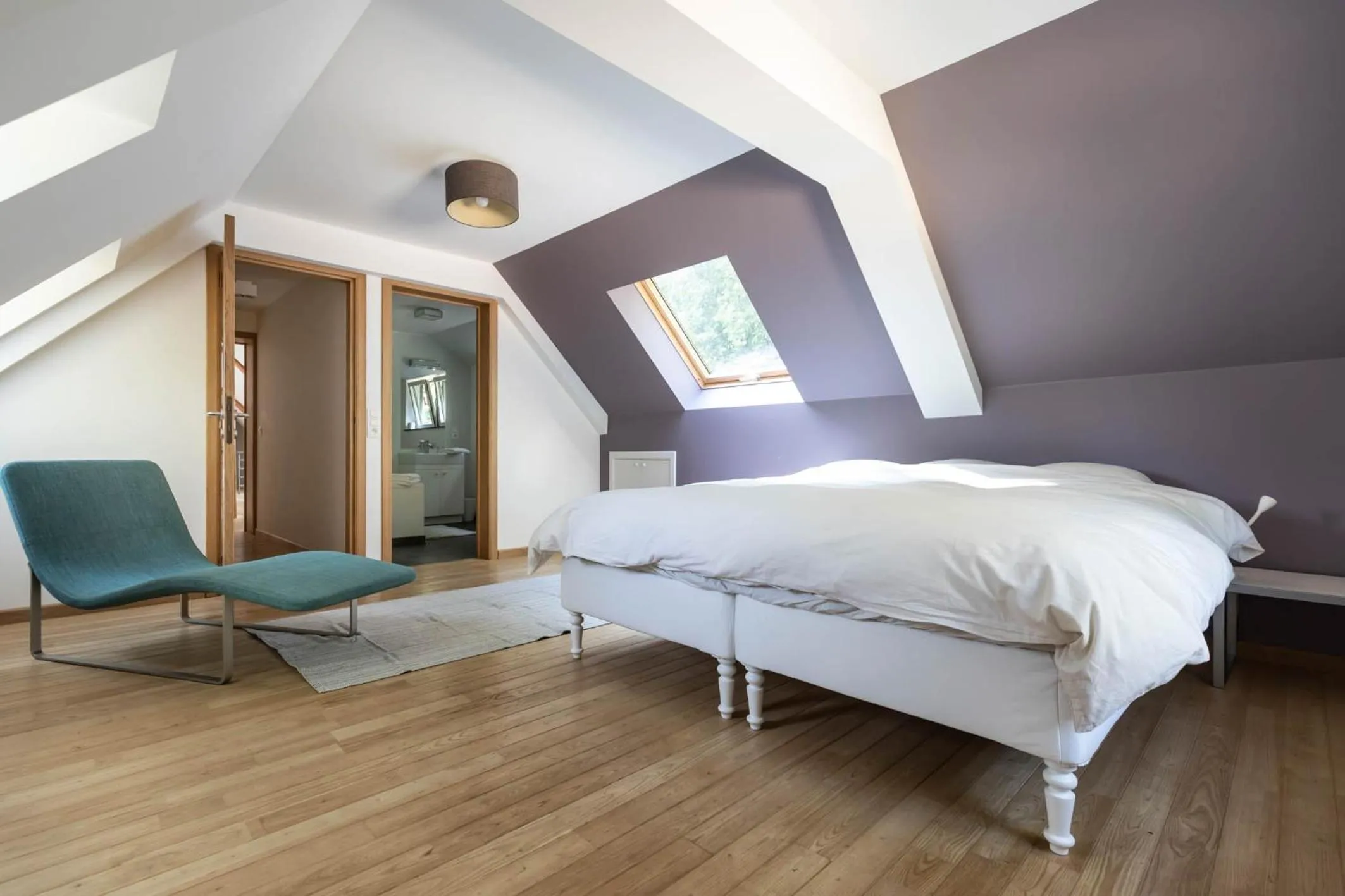 Photo of the whole room, Bed in Château du Pont d'Oye