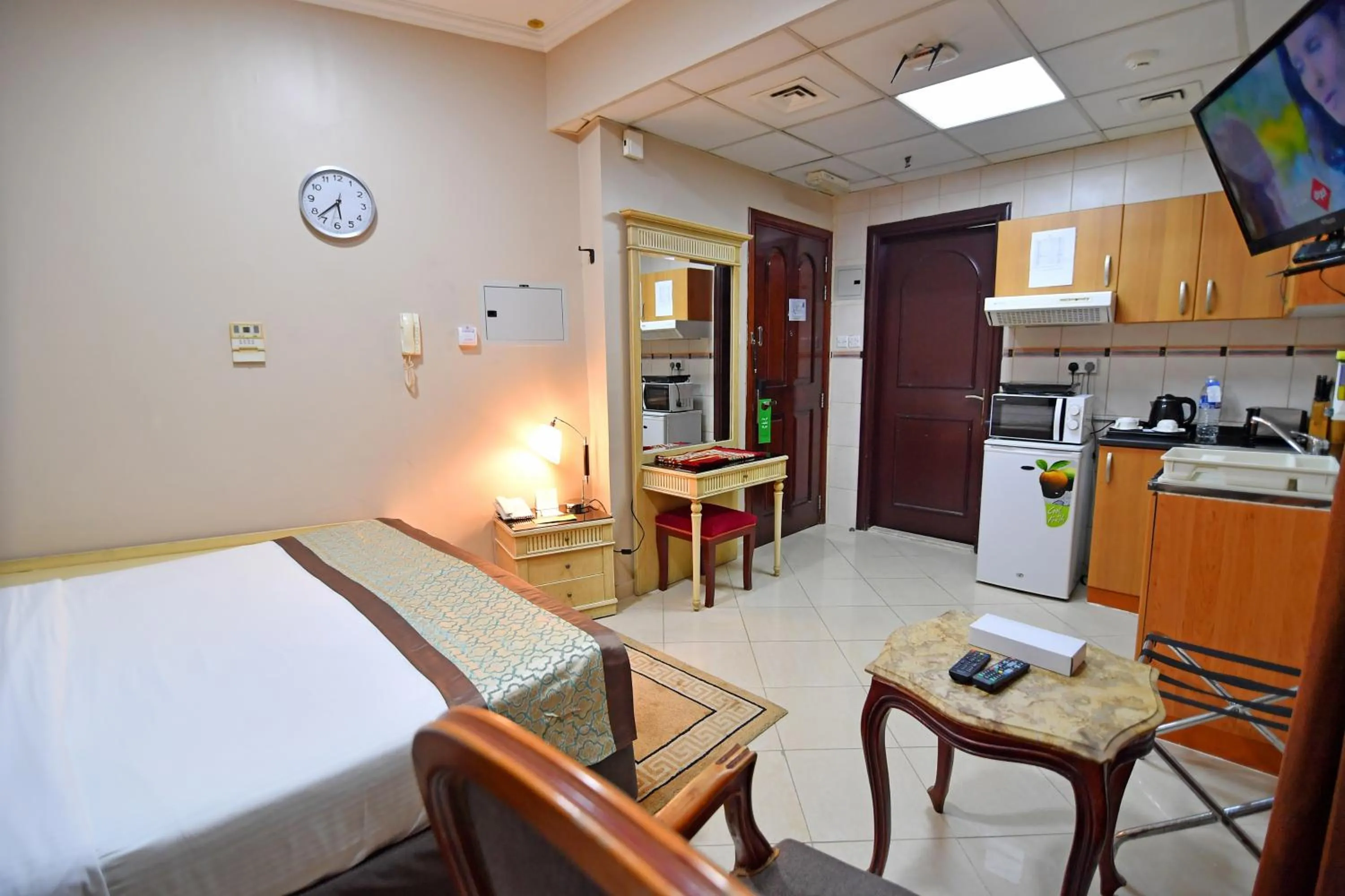 Bedroom, Bed in Emirates Stars Hotel Apartments Sharjah