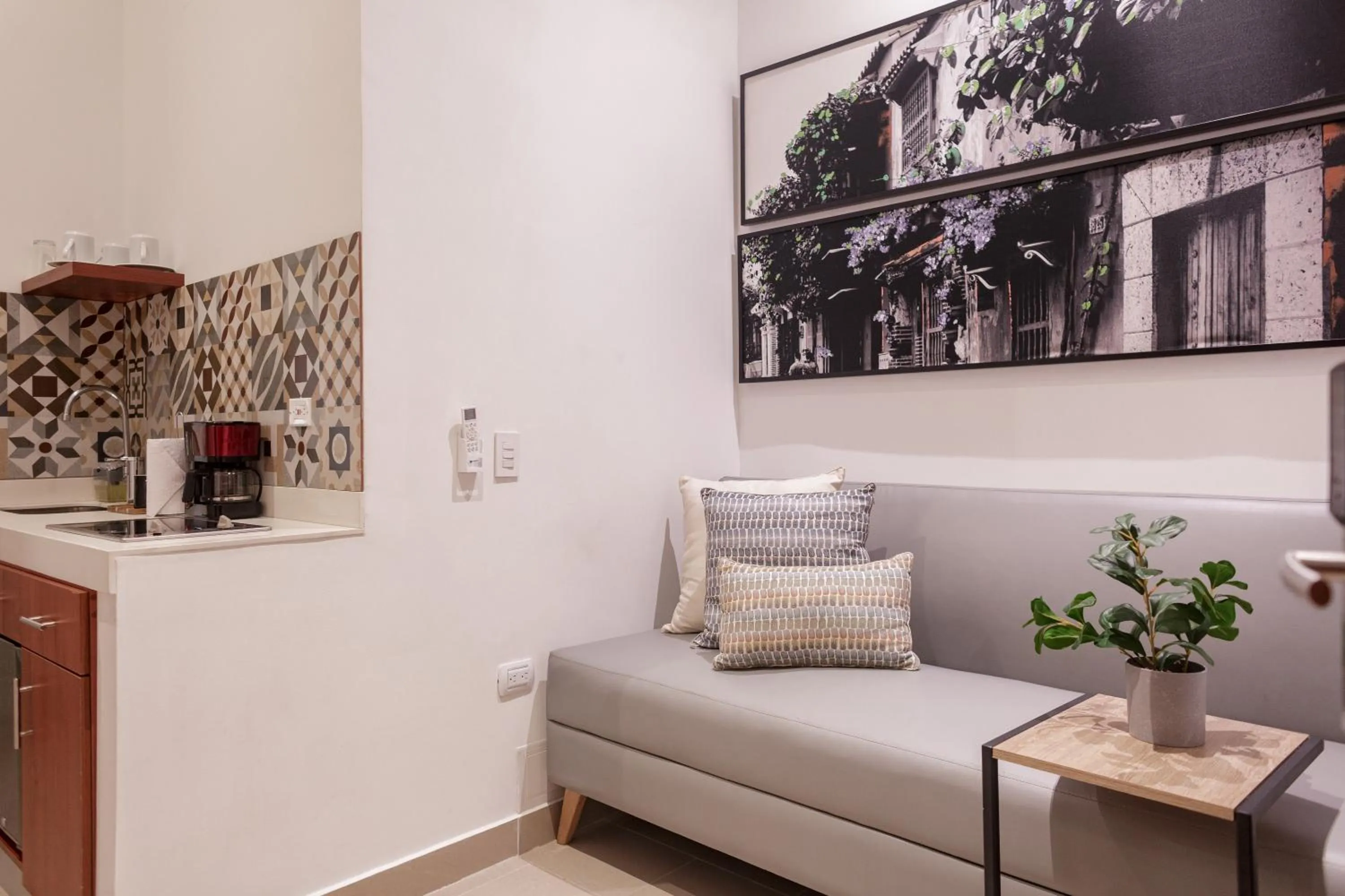 Living room in Ganem Suites Cartagena