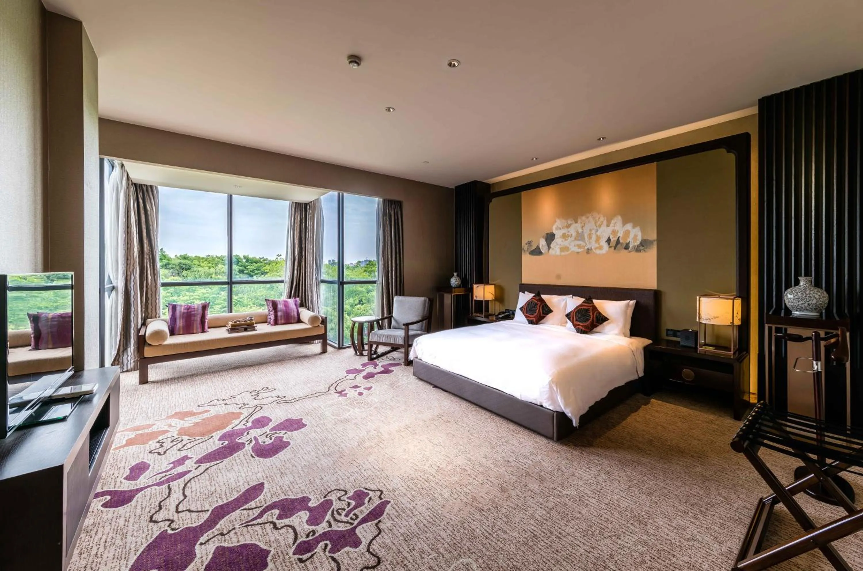 Bedroom in CITIC Pacific Zhujiajiao Jin Jiang Hotel