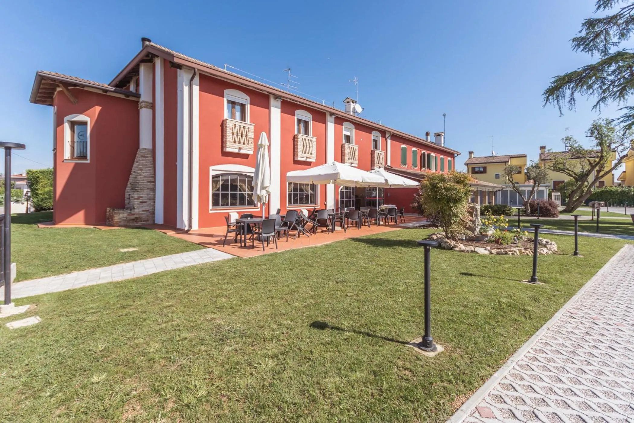 Hotel Residence - Il Giardino del Cigno