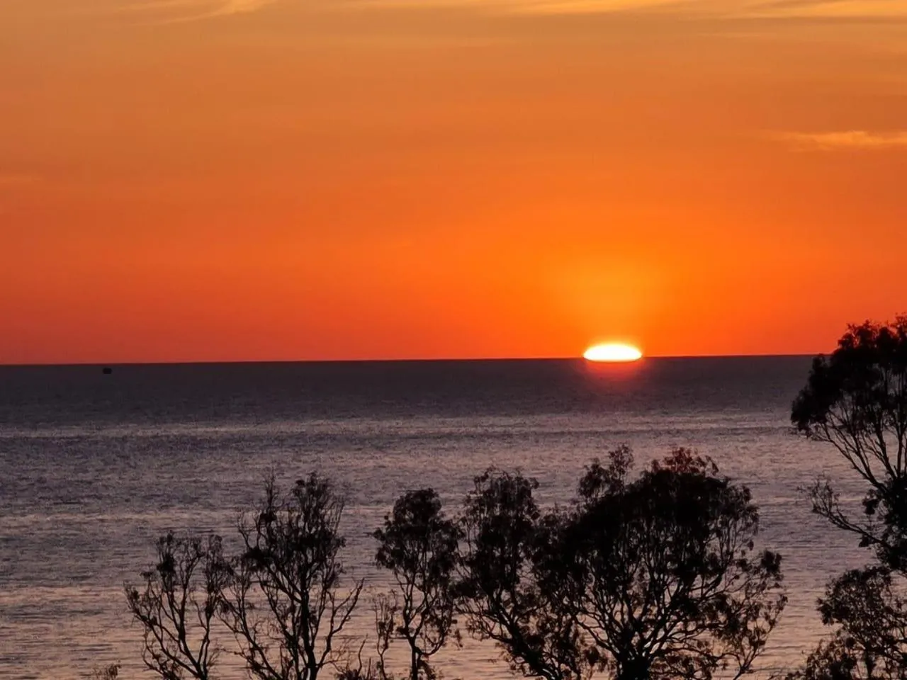 Sunset in Ames Hotel & SPA