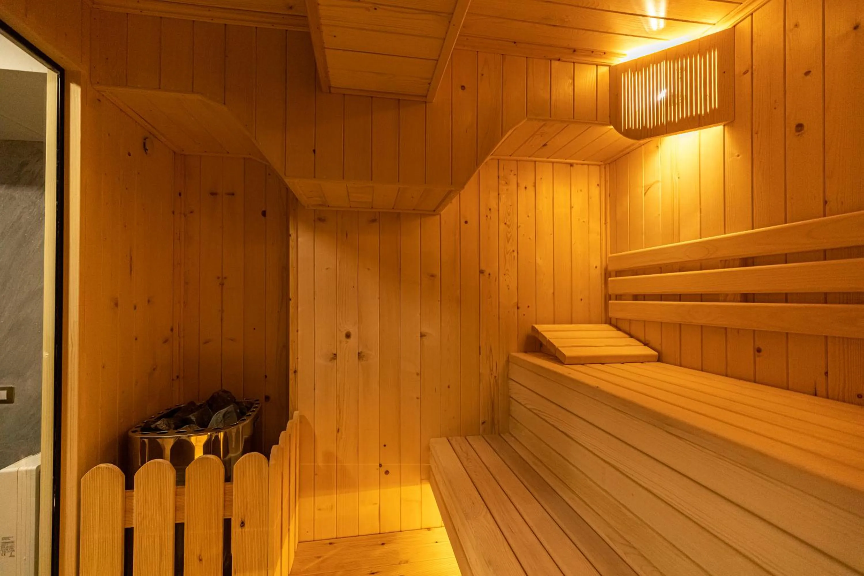 Sauna in Ames Hotel & SPA