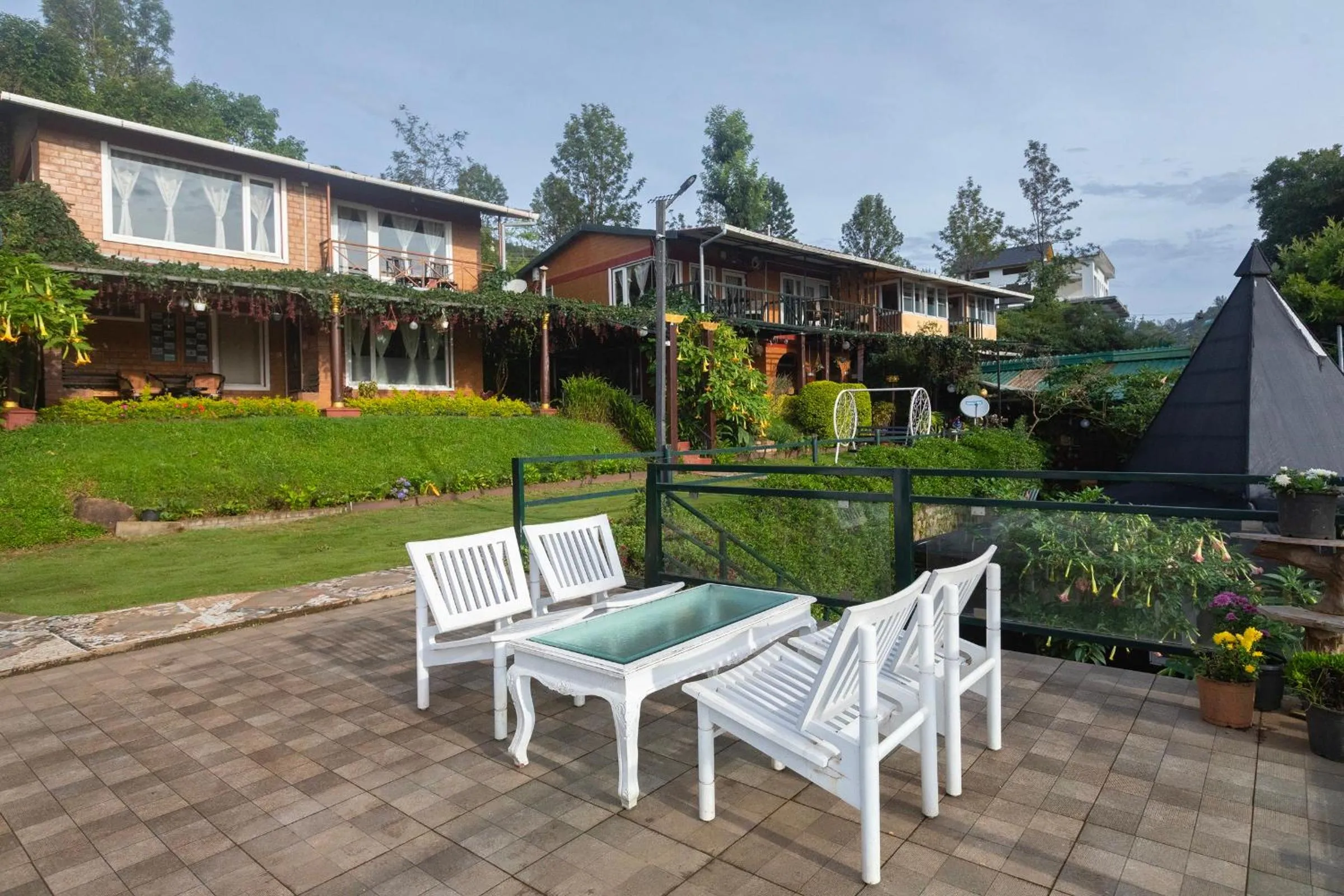 Property building in De Rock Jungle Living Resort