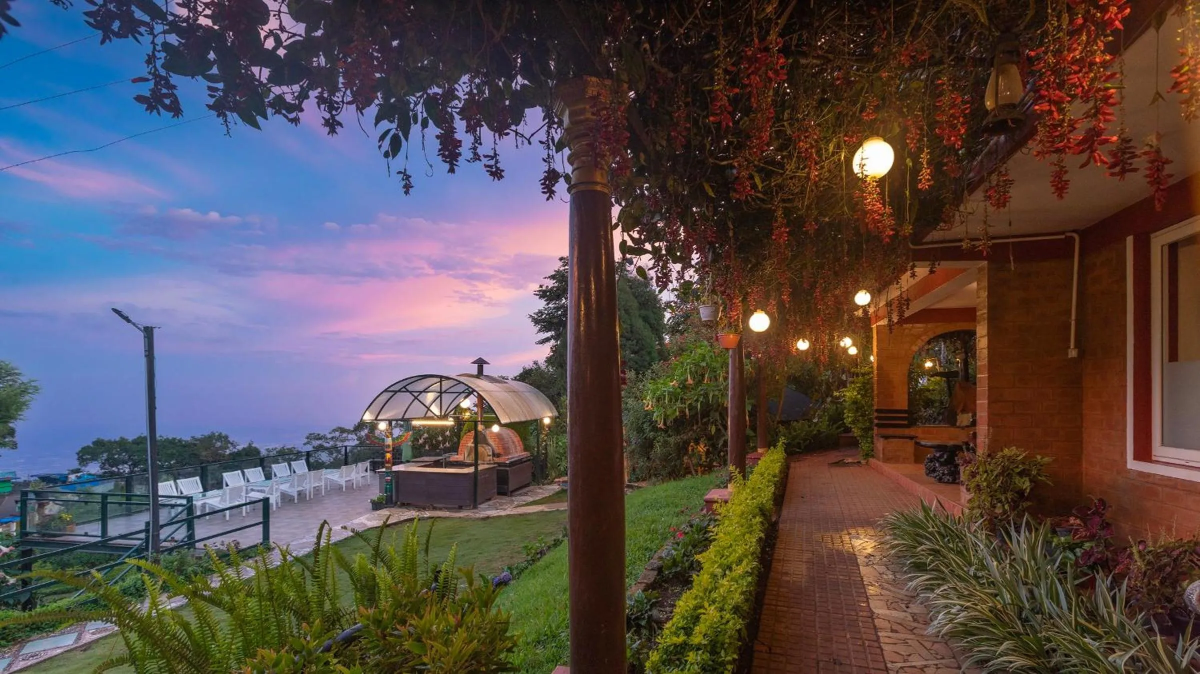 Property building in De Rock Jungle Living Resort