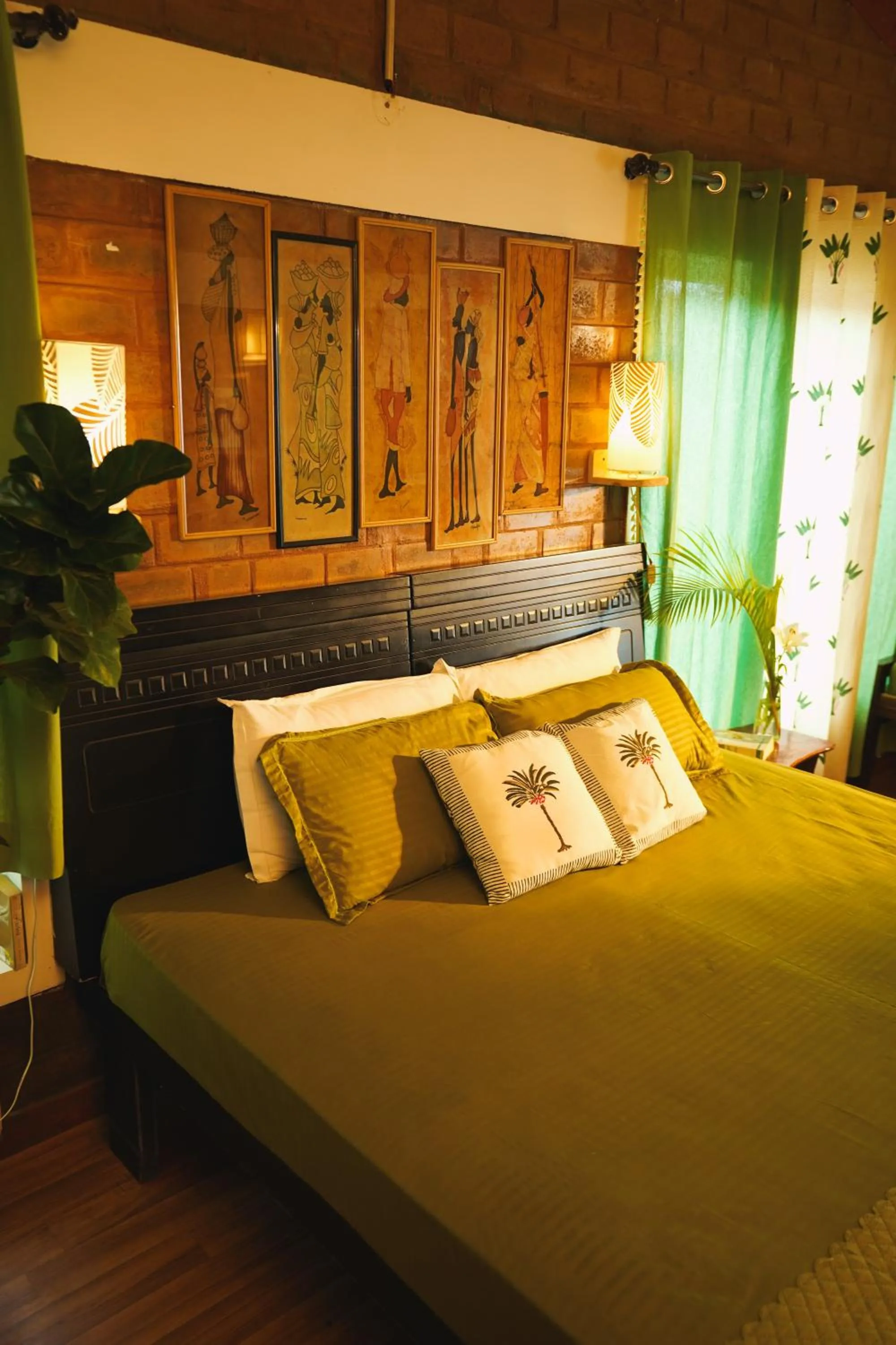 Bed in De Rock Jungle Living Resort