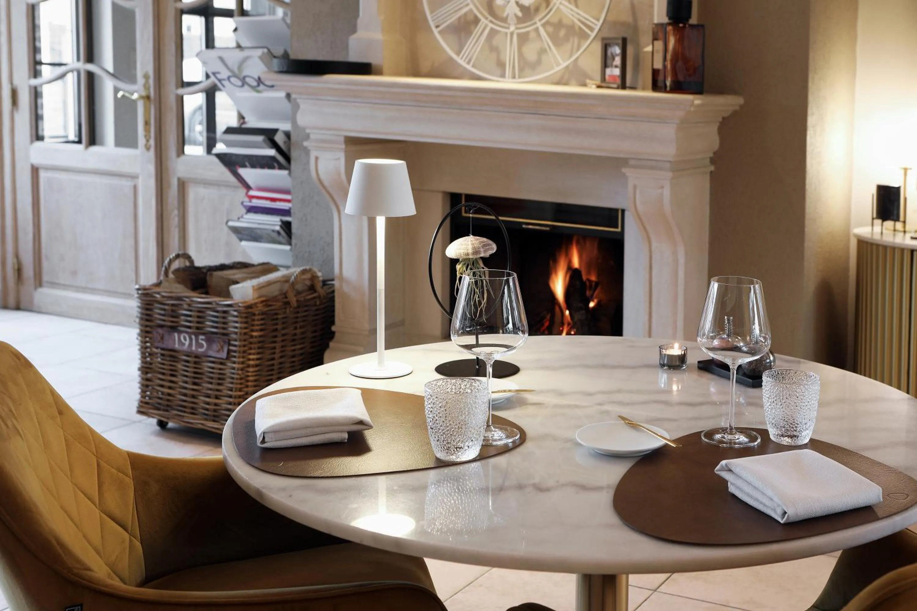 Restaurant/places to eat in Per Sea