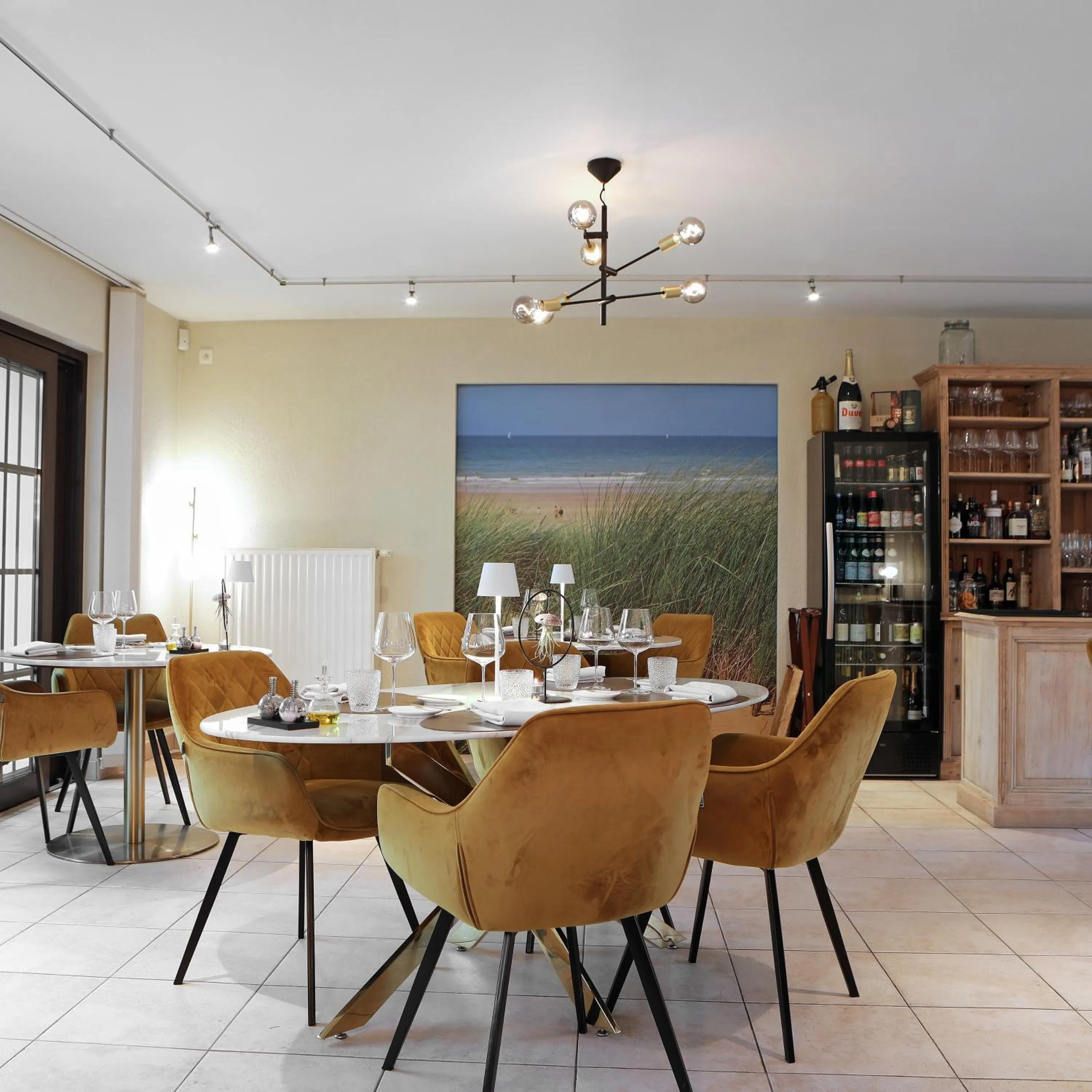 Restaurant/places to eat in Per Sea