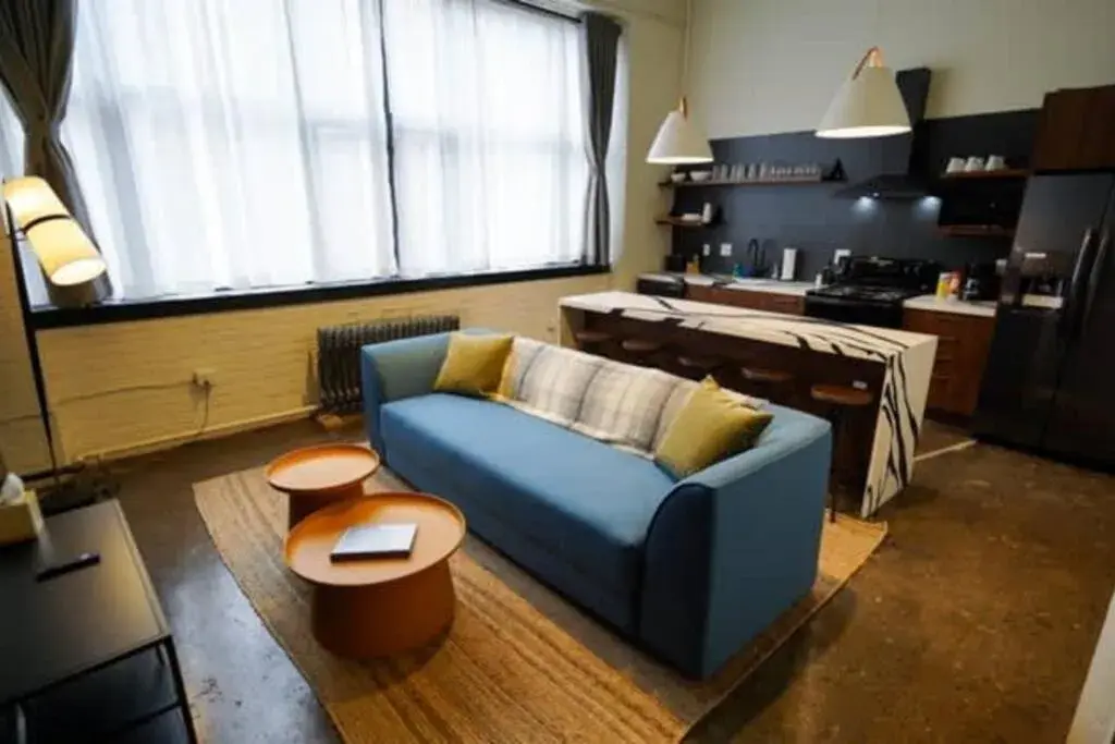 3E - *Renovated* 3 min to Hillman Cancer Center Sleeps 6 3E - *Renovated* 3 min to Hillman Cancer Center Sleeps 6