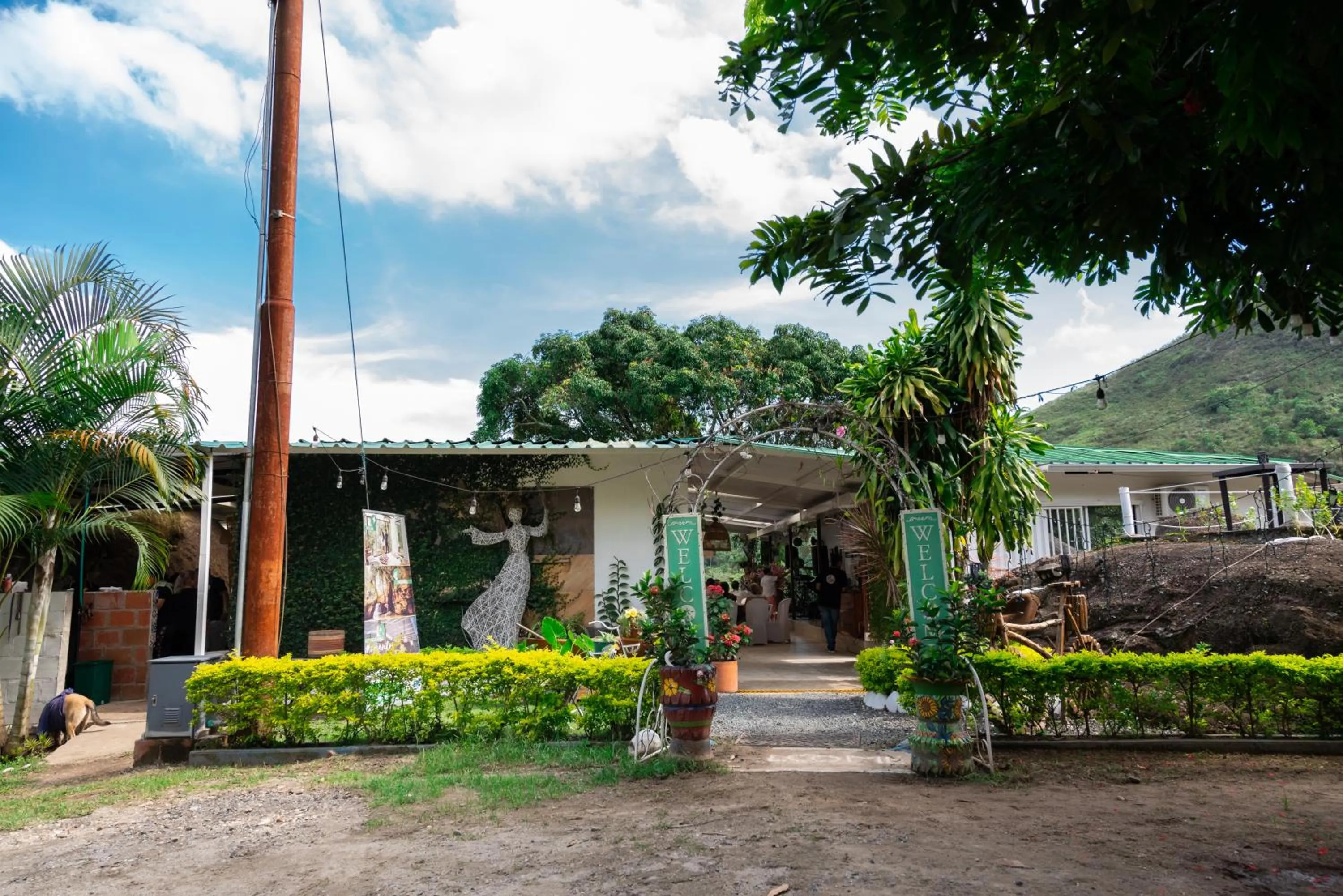 Facade/entrance in BOSQUE EL DESCANSO