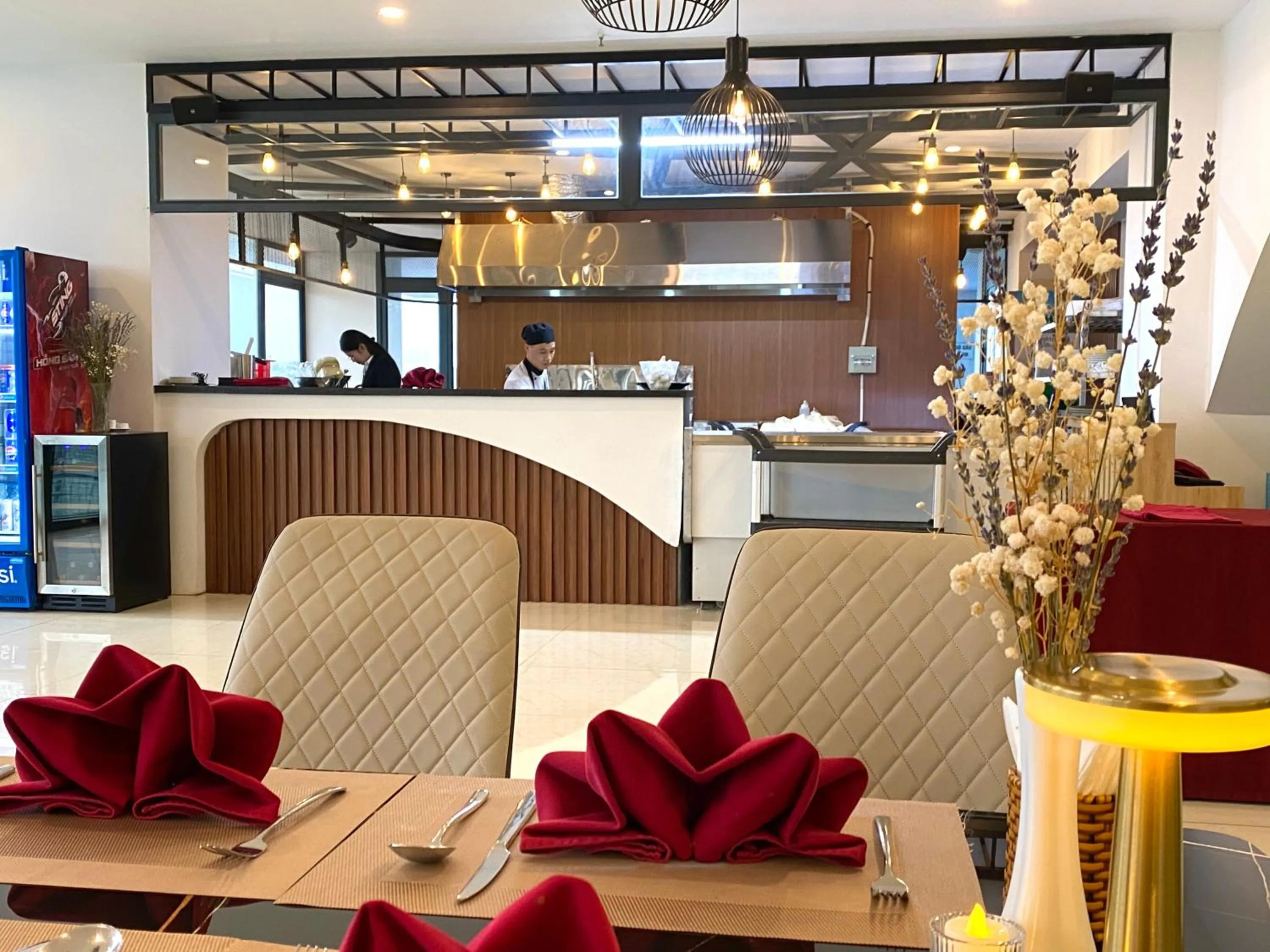 YEN BIEN LUXURY HOTEL