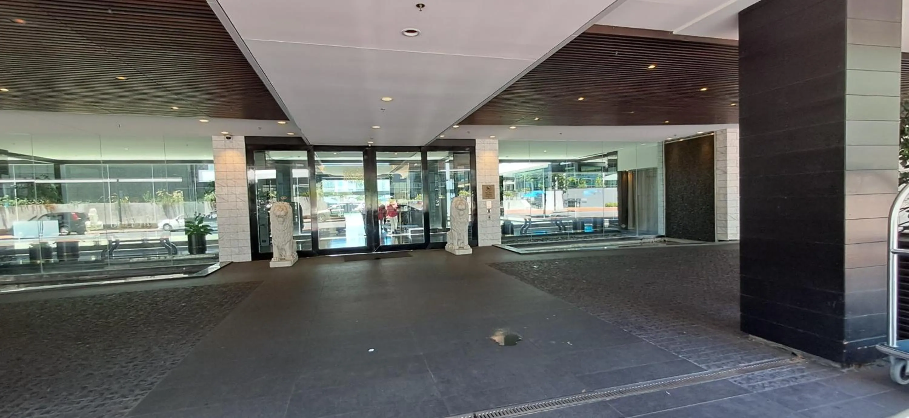 Property building in Marsden Viaduct