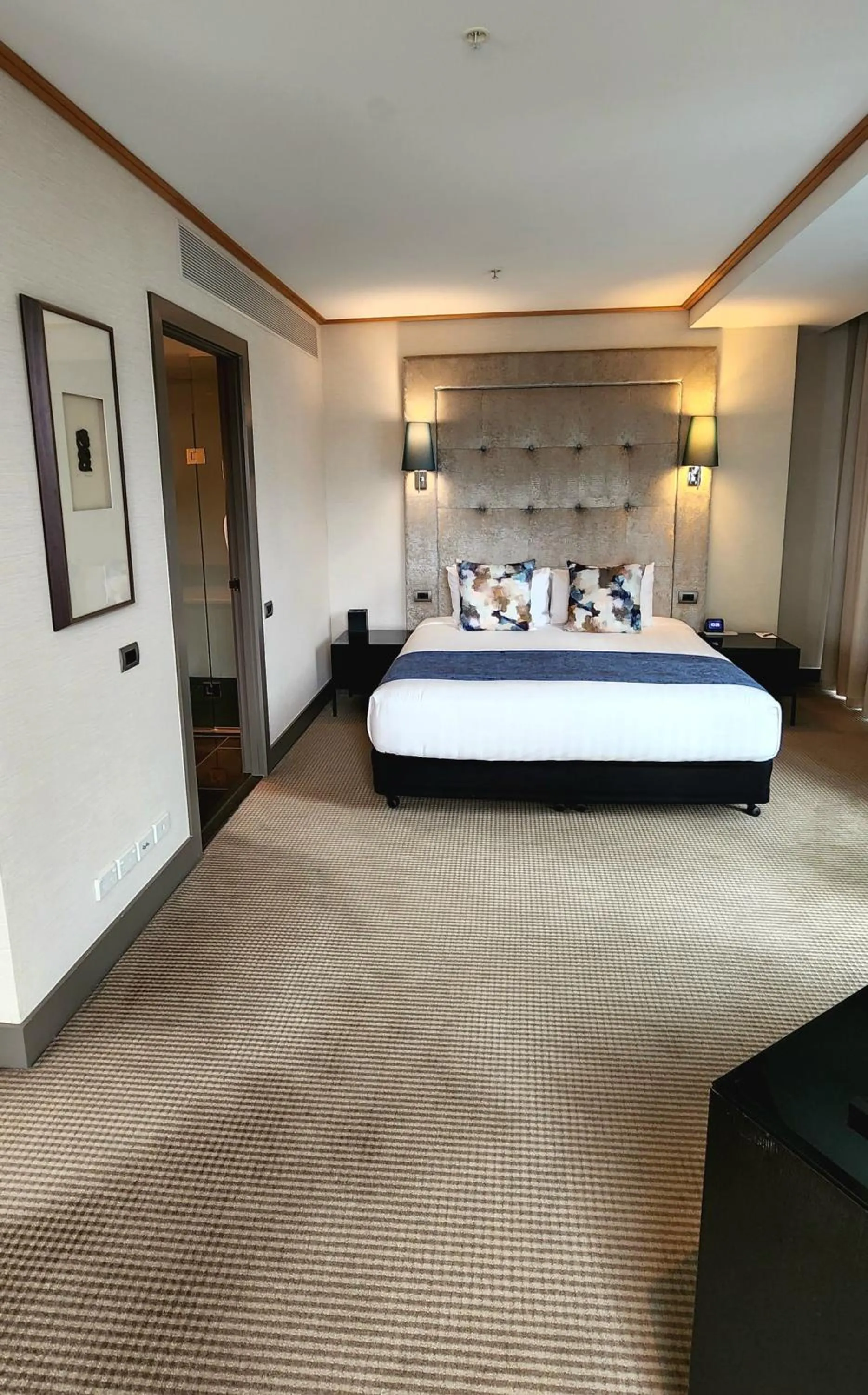 Bedroom, Bed in Marsden Viaduct