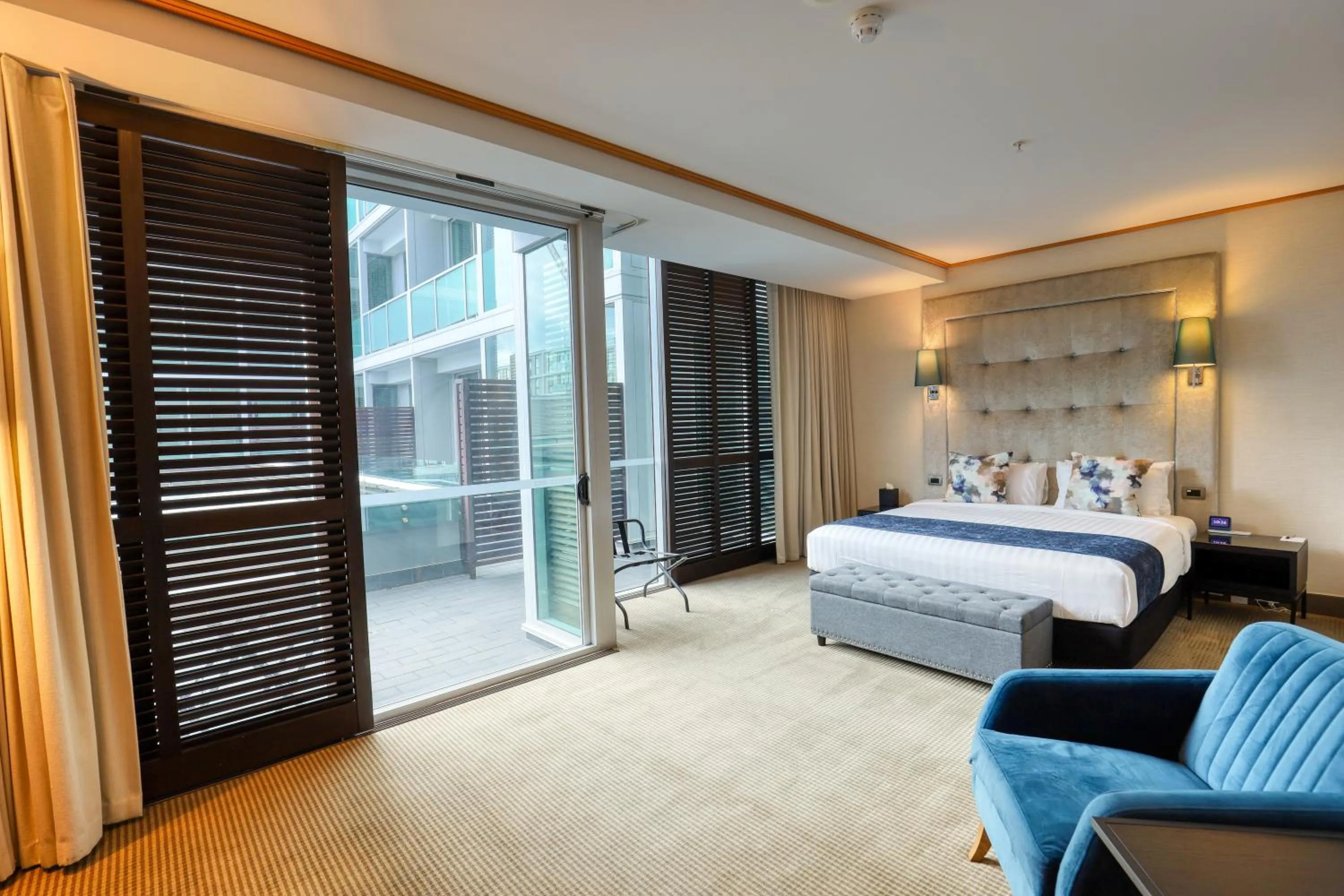 Photo of the whole room, Bed in Marsden Viaduct