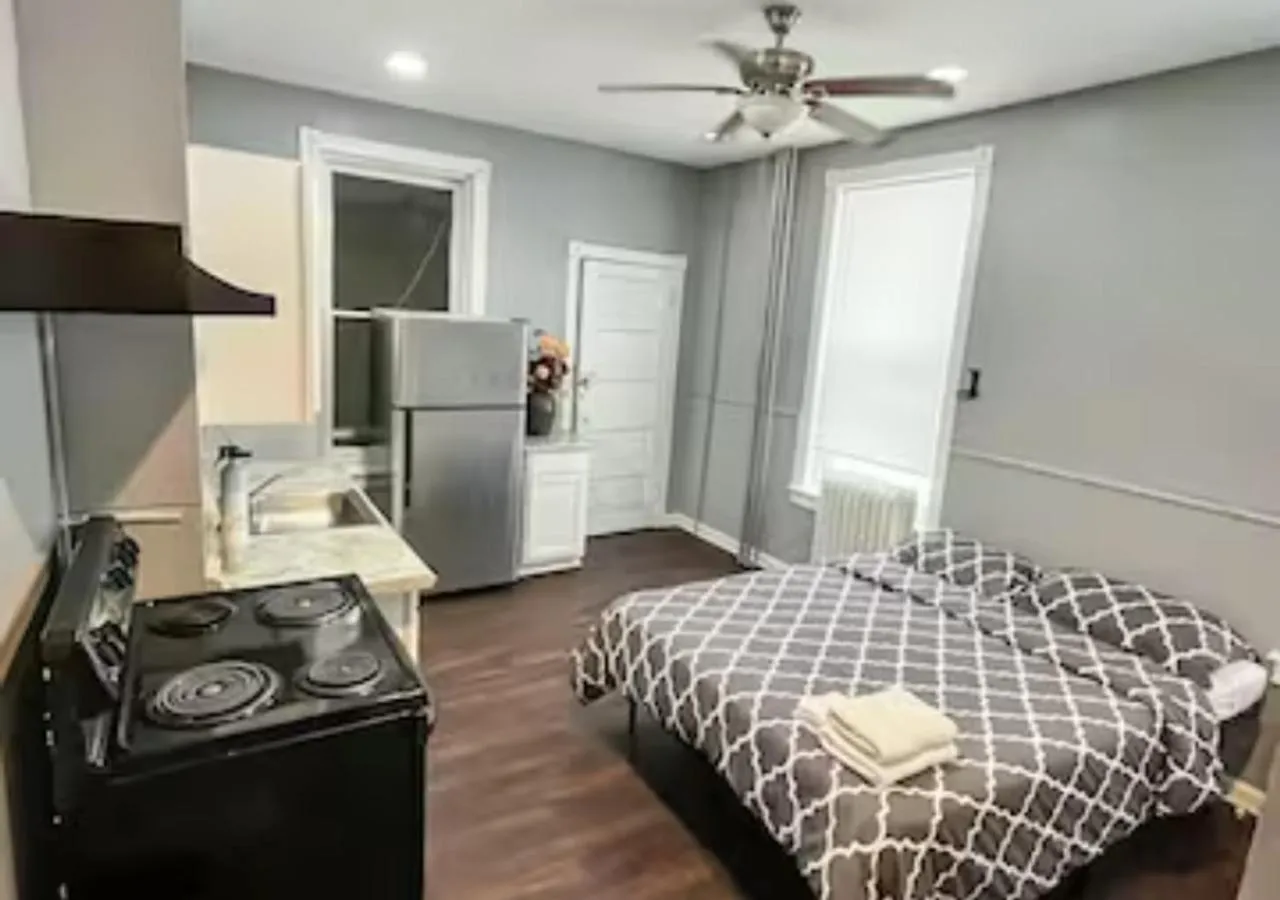 Bed in Legacy - Spring Garden University City