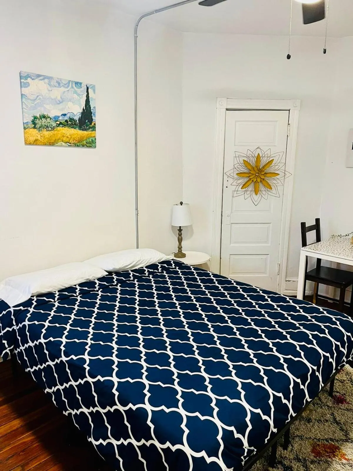 Bed in Legacy - Spring Garden University City