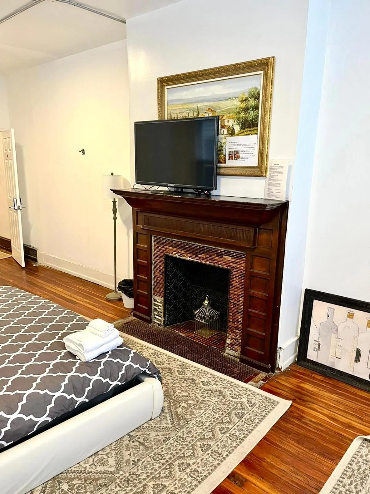 Communal lounge/ TV room in Legacy - Spring Garden University City