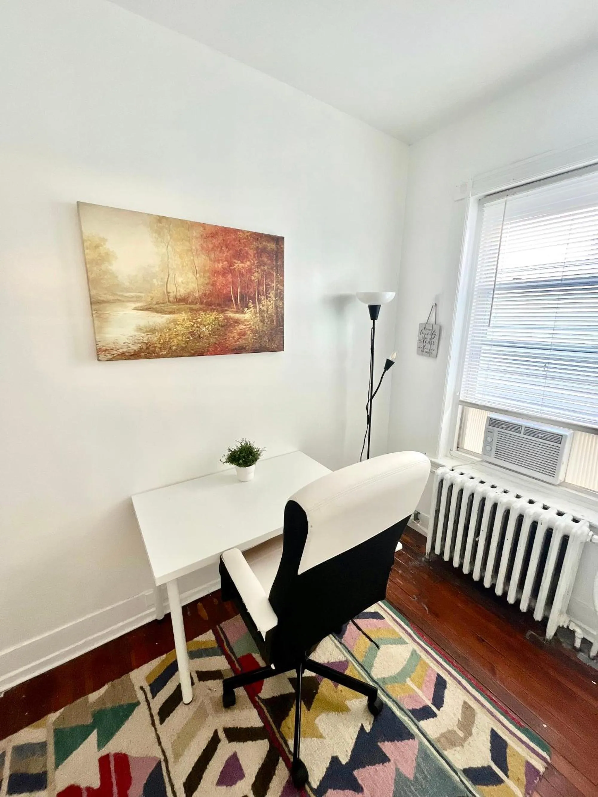 Seating area in Legacy - Spring Garden University City