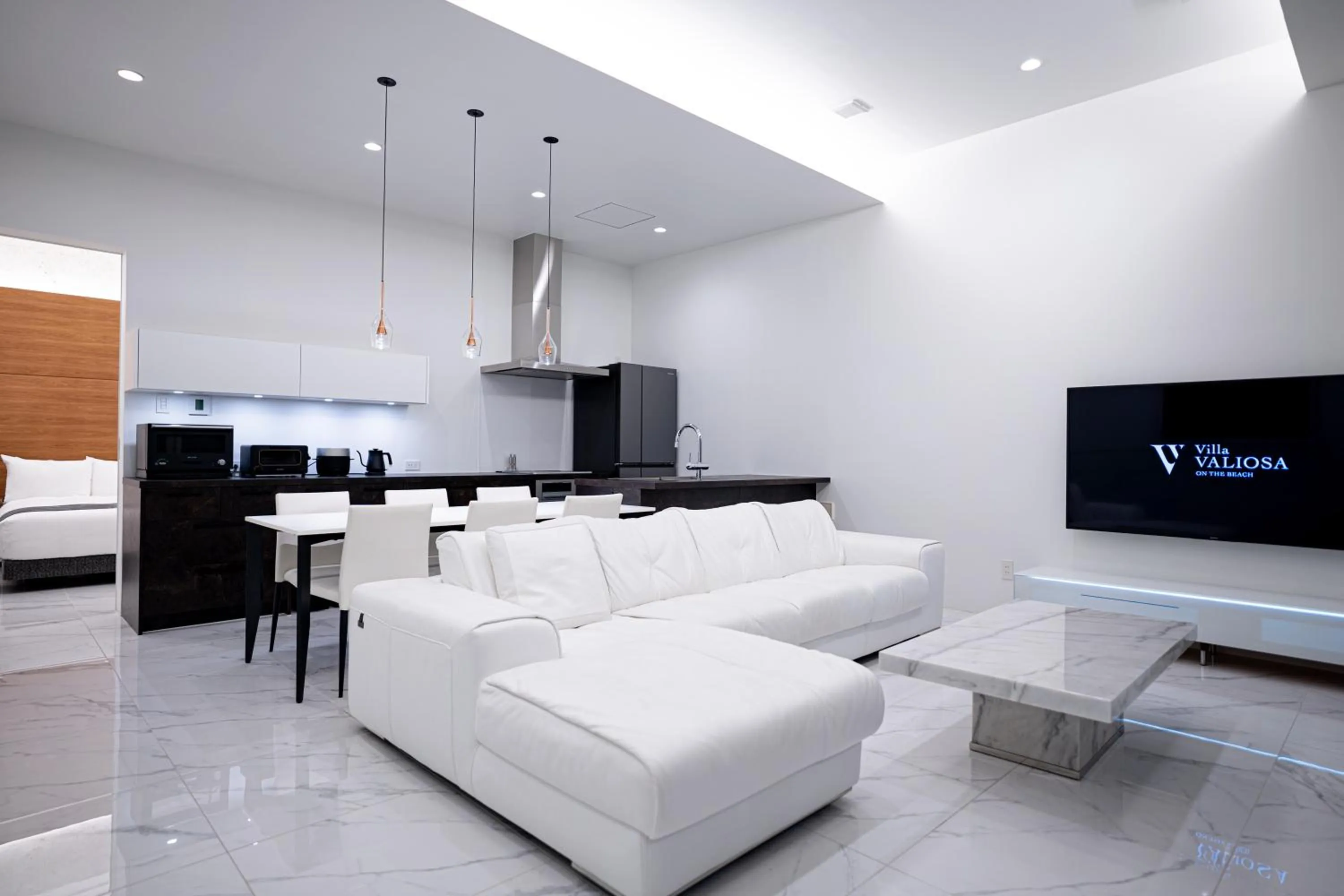 Kitchen or kitchenette in Villa VALIOSA ON THE BEACH