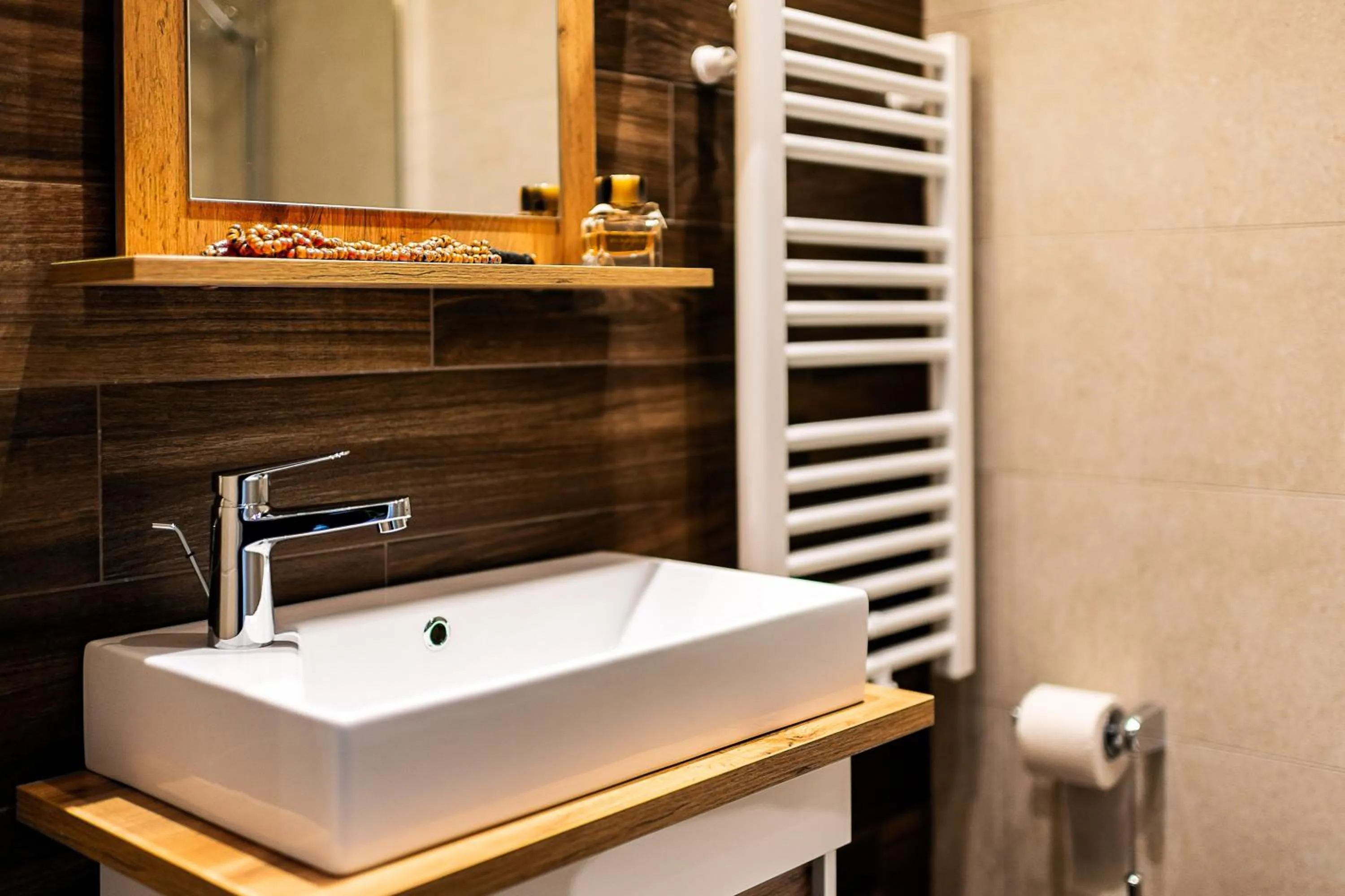 Bathroom in Parkhotel Hohnstein by STEIGER Hotels