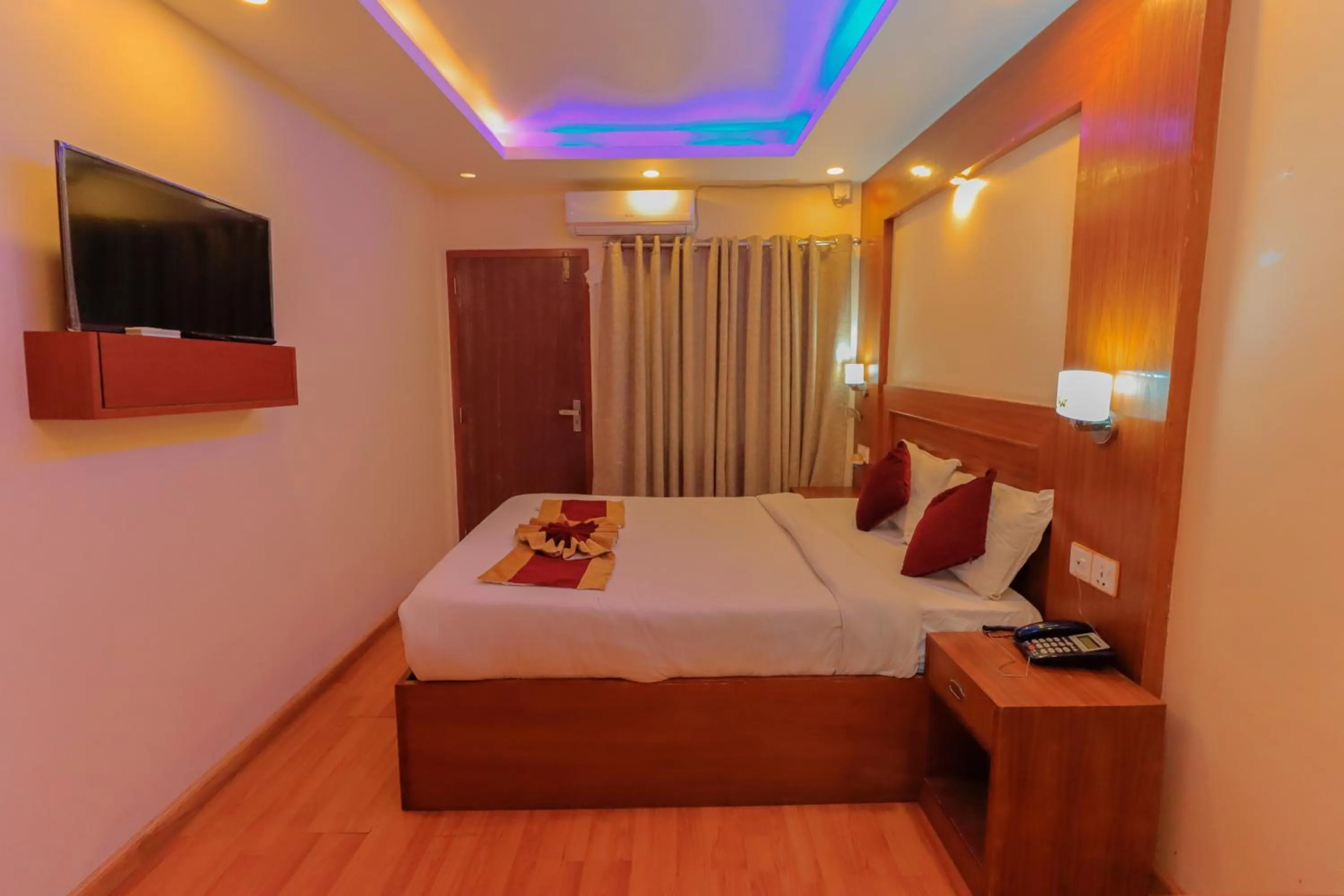 Bedroom, Bed in Everland Kathmandu Hotel