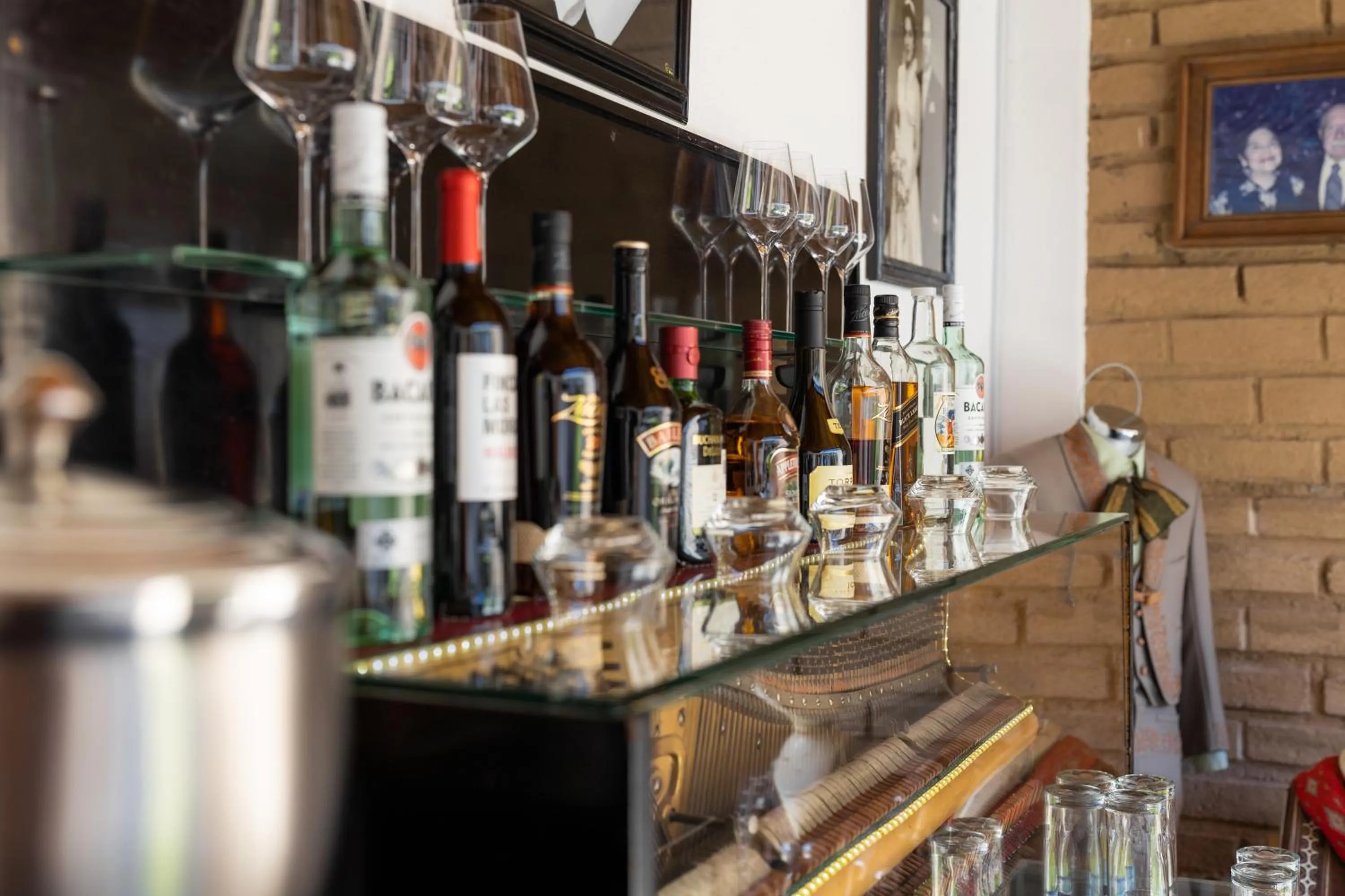 Lounge or bar in ArcoSodi Hotel Boutique