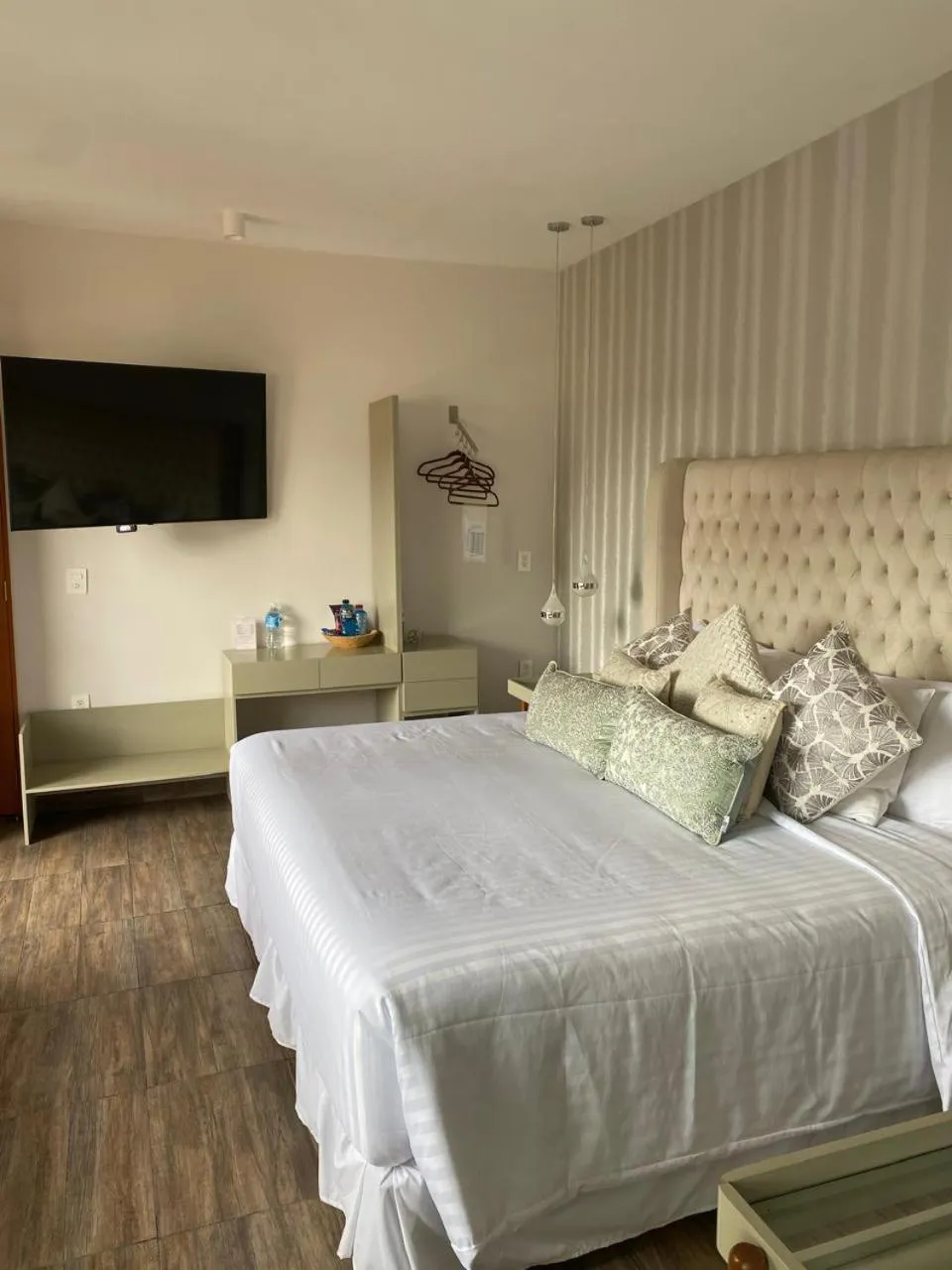 Text overlay, Bed in ArcoSodi Hotel Boutique