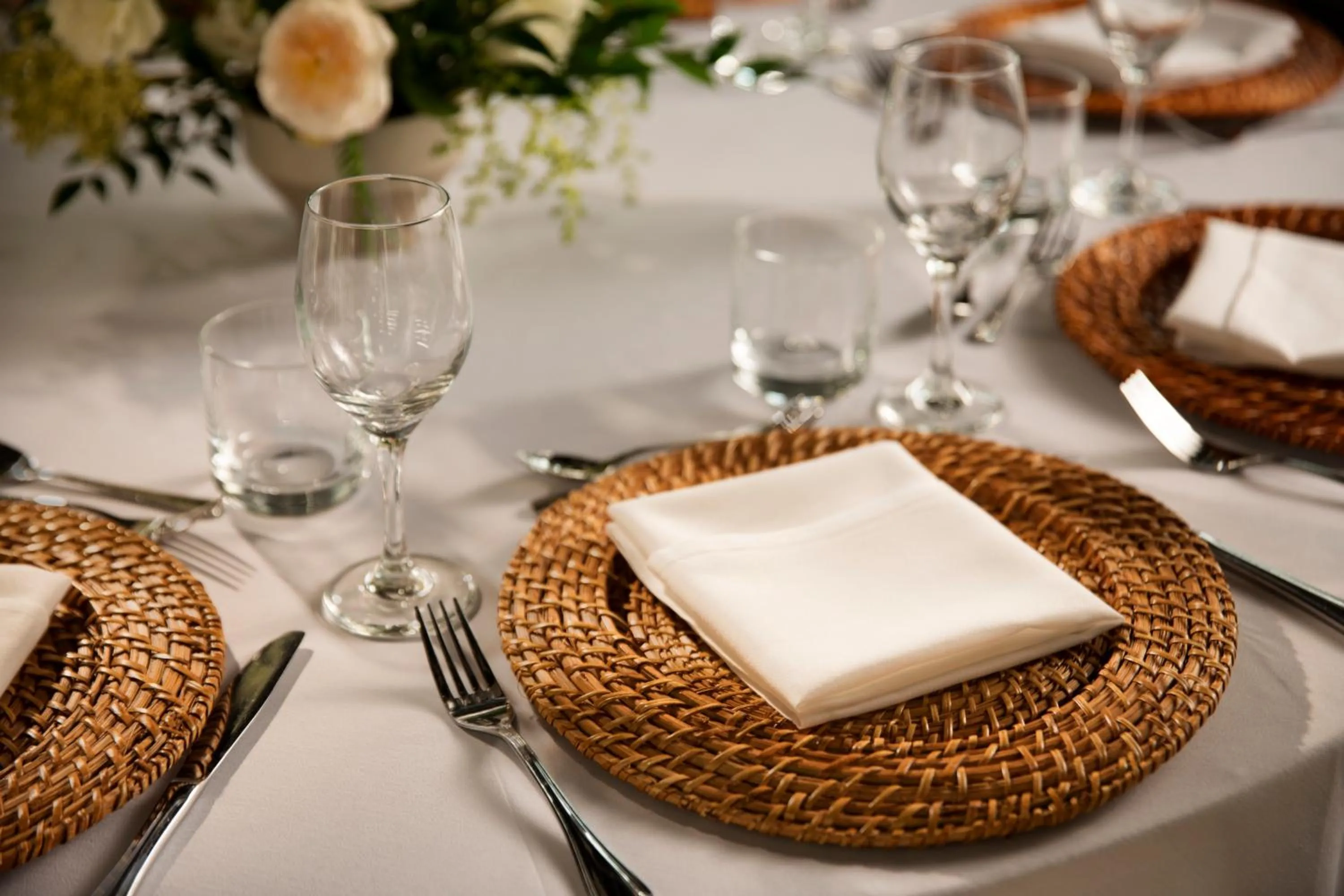 Food and drinks in BEI San Francisco, Trademark Collection by Wyndham