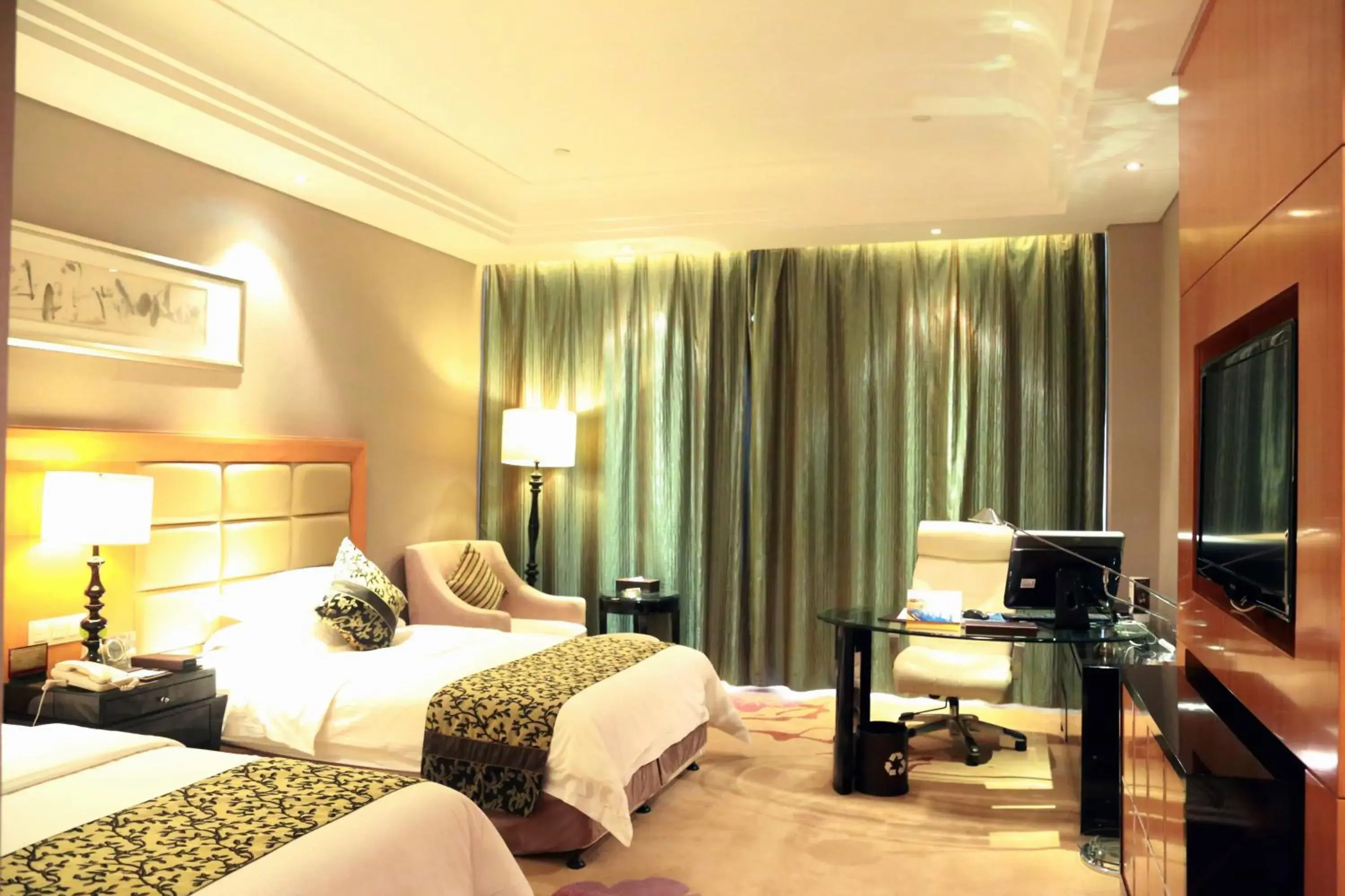 Deluxe Twin Smoking Room in Wyndham Xinyang Downtown Deluxe Twin Smoking Room in Wyndham Xinyang Downtown