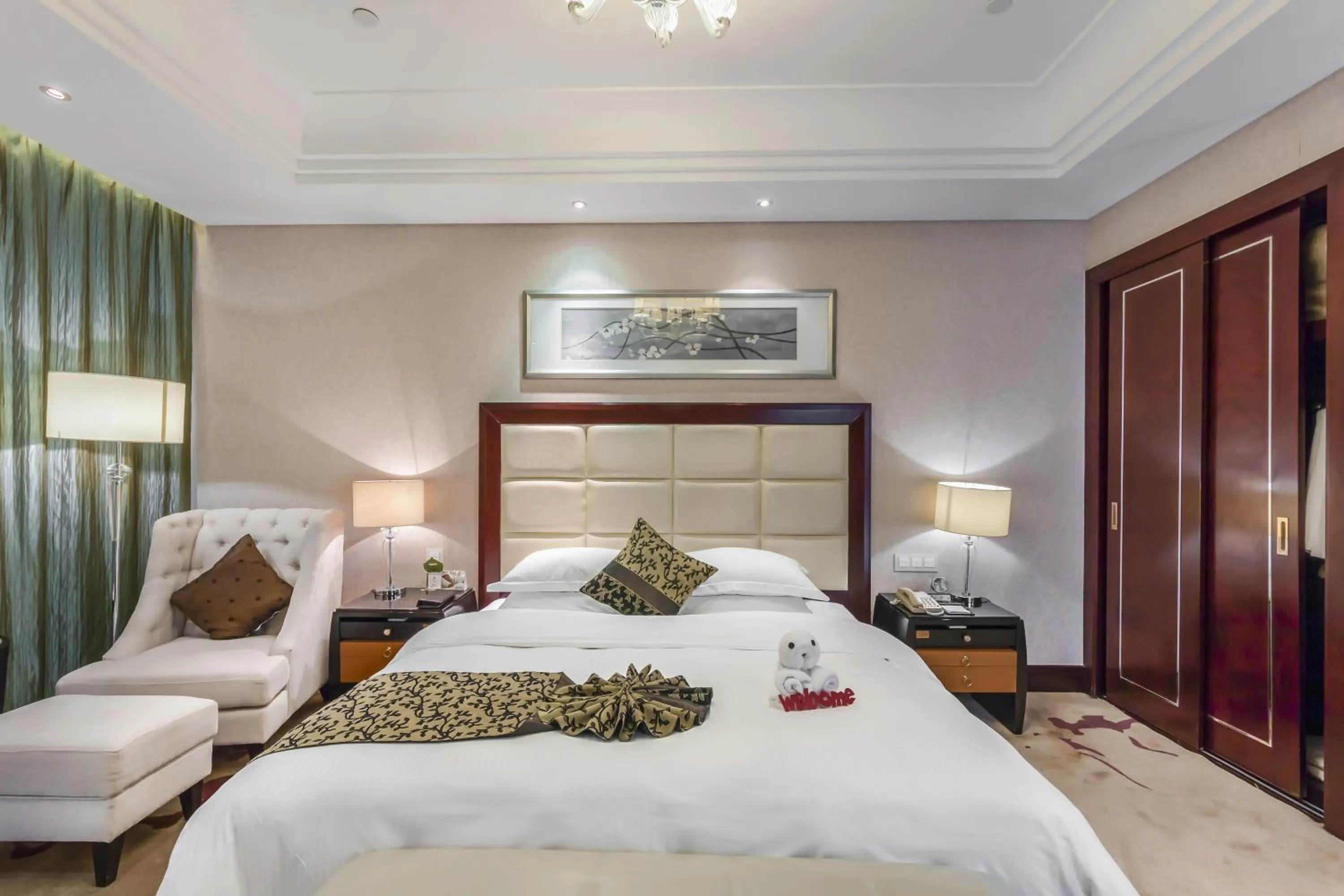 Bed in Wyndham Xinyang Downtown