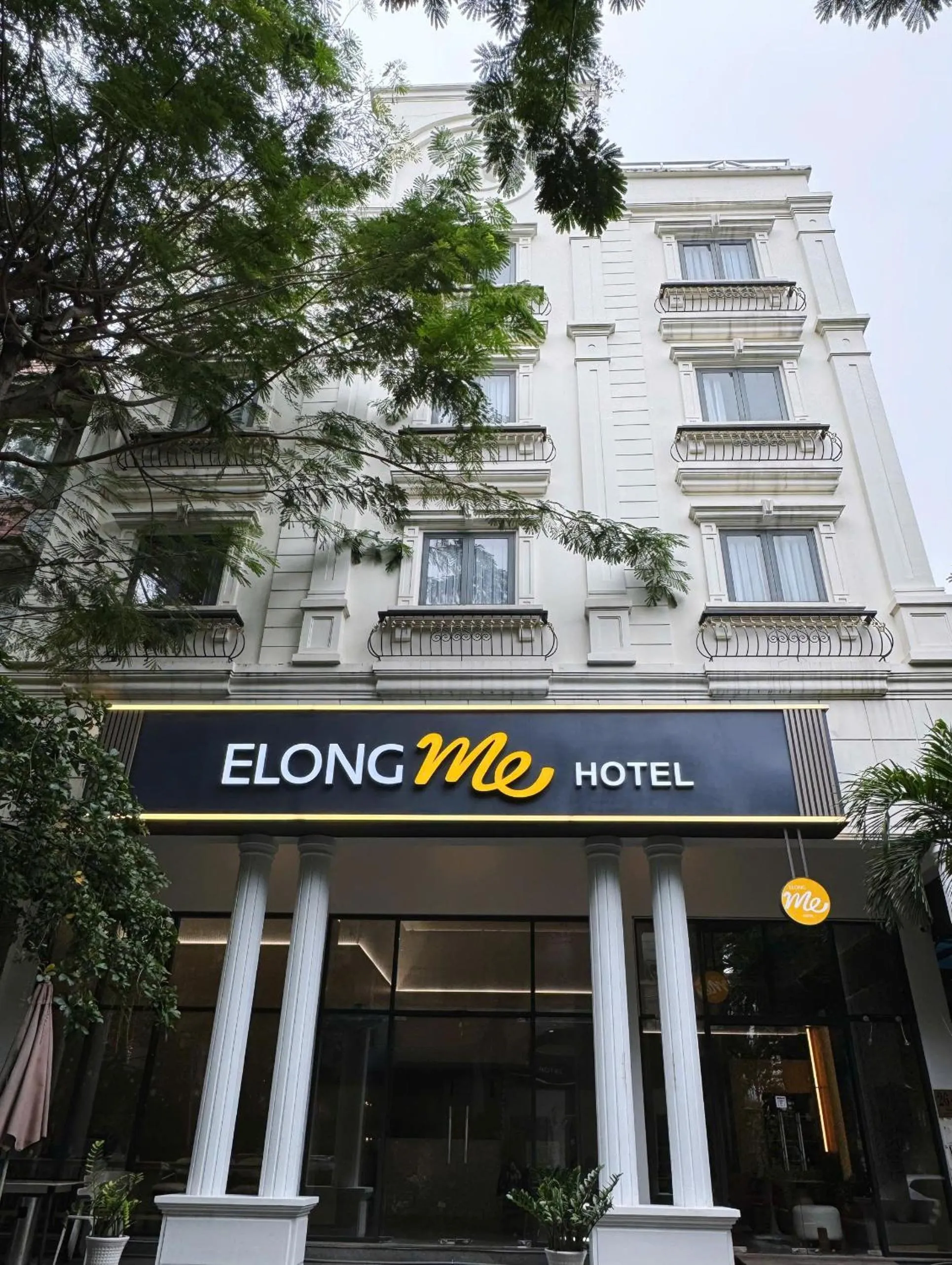 Elong me Hotel