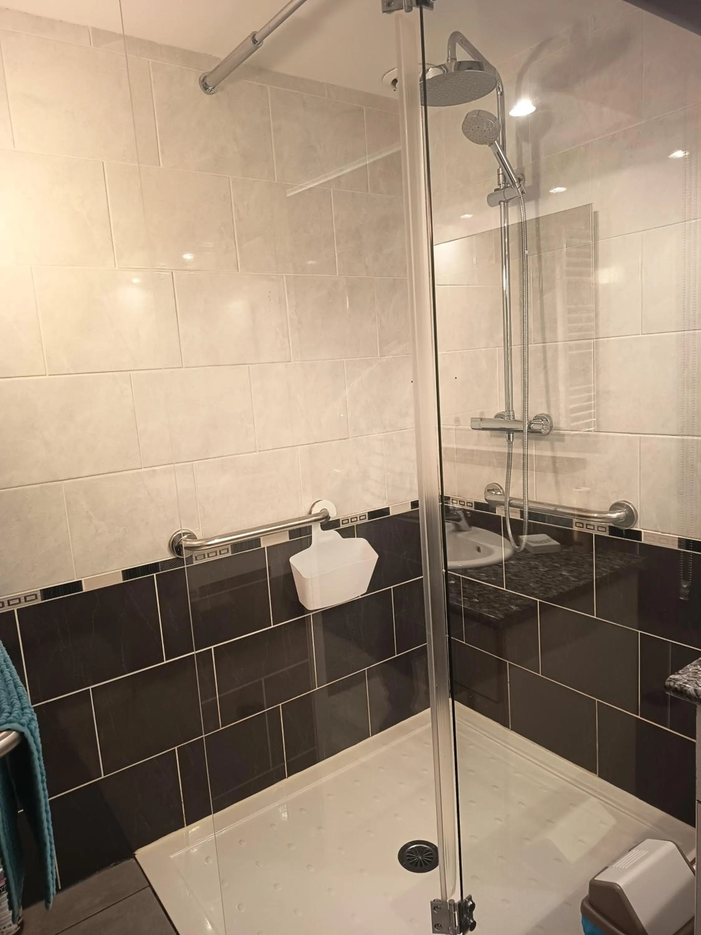 Bathroom in Chambre d hote La Roussiere