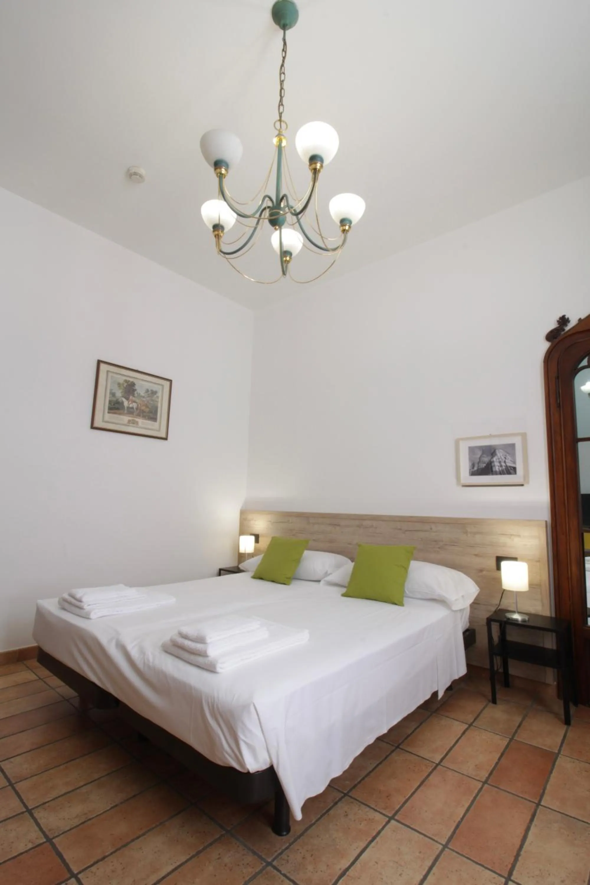 Bedroom, Bed in LVG Hotel Collection - Tornielli 9