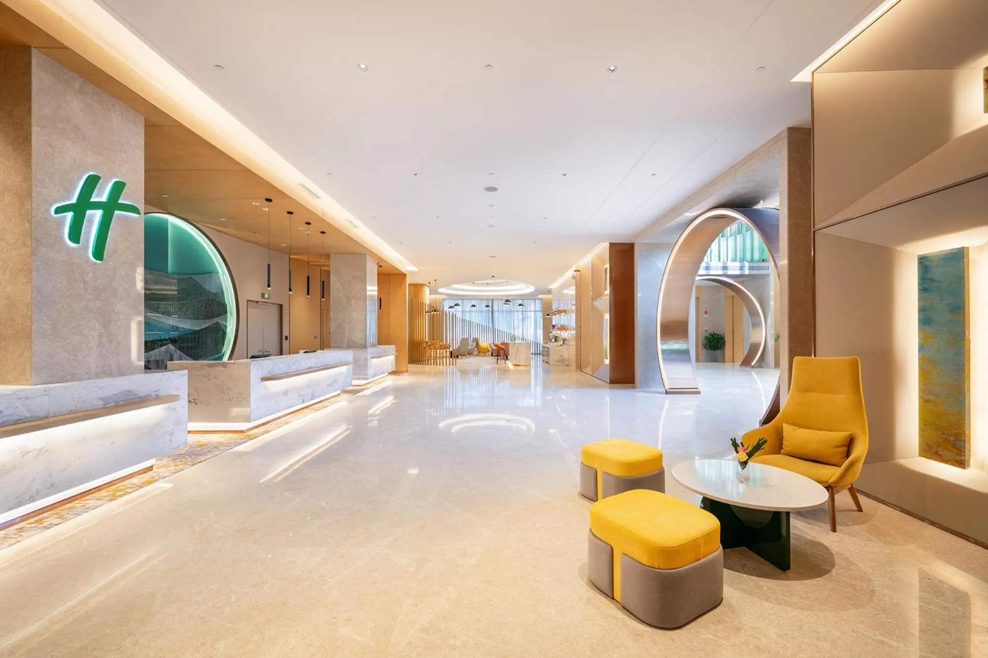 Lobby or reception in Holiday Inn Tongren Wanshan by IHG
