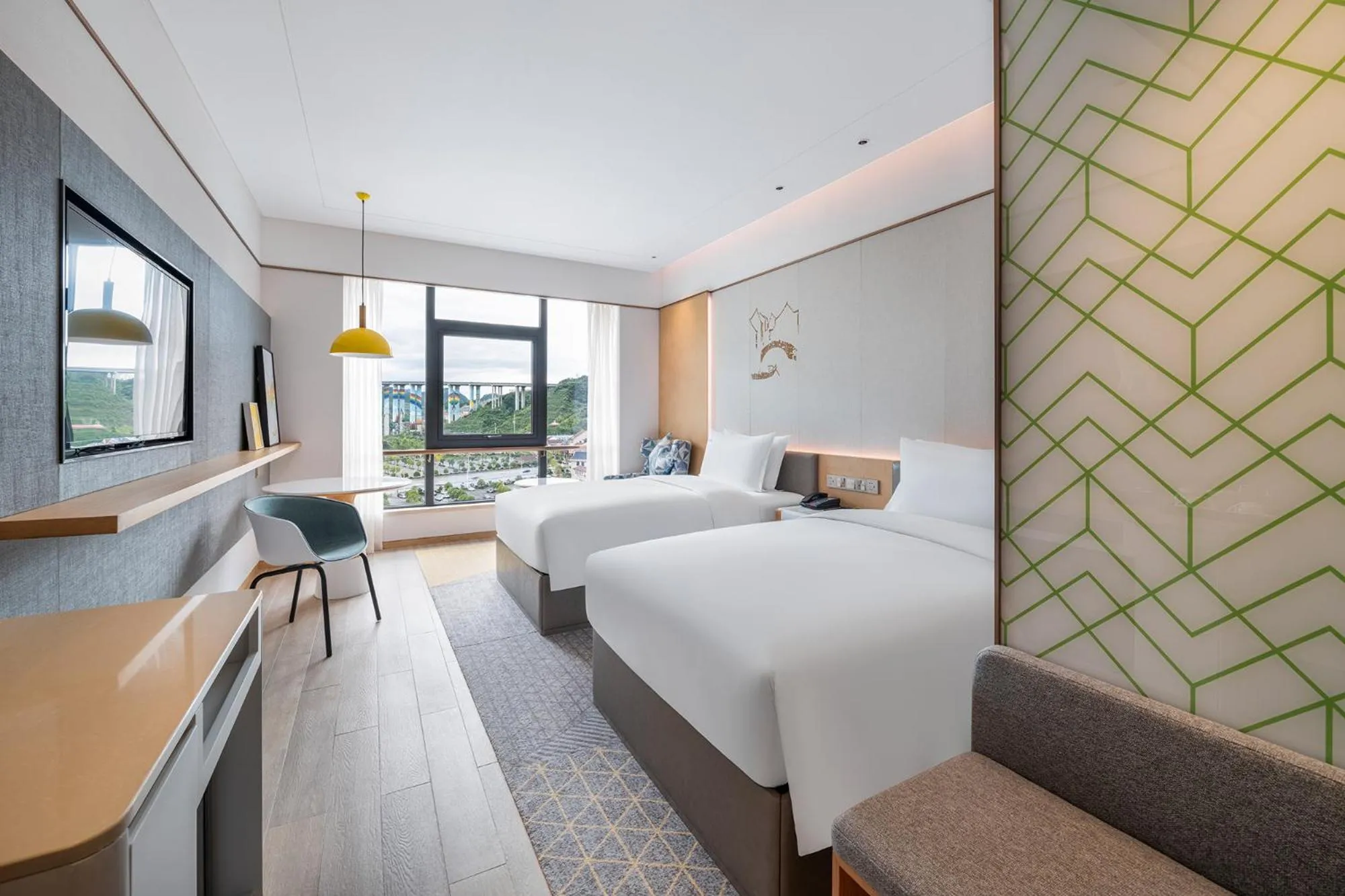 Photo of the whole room, Bed in Holiday Inn Tongren Wanshan by IHG