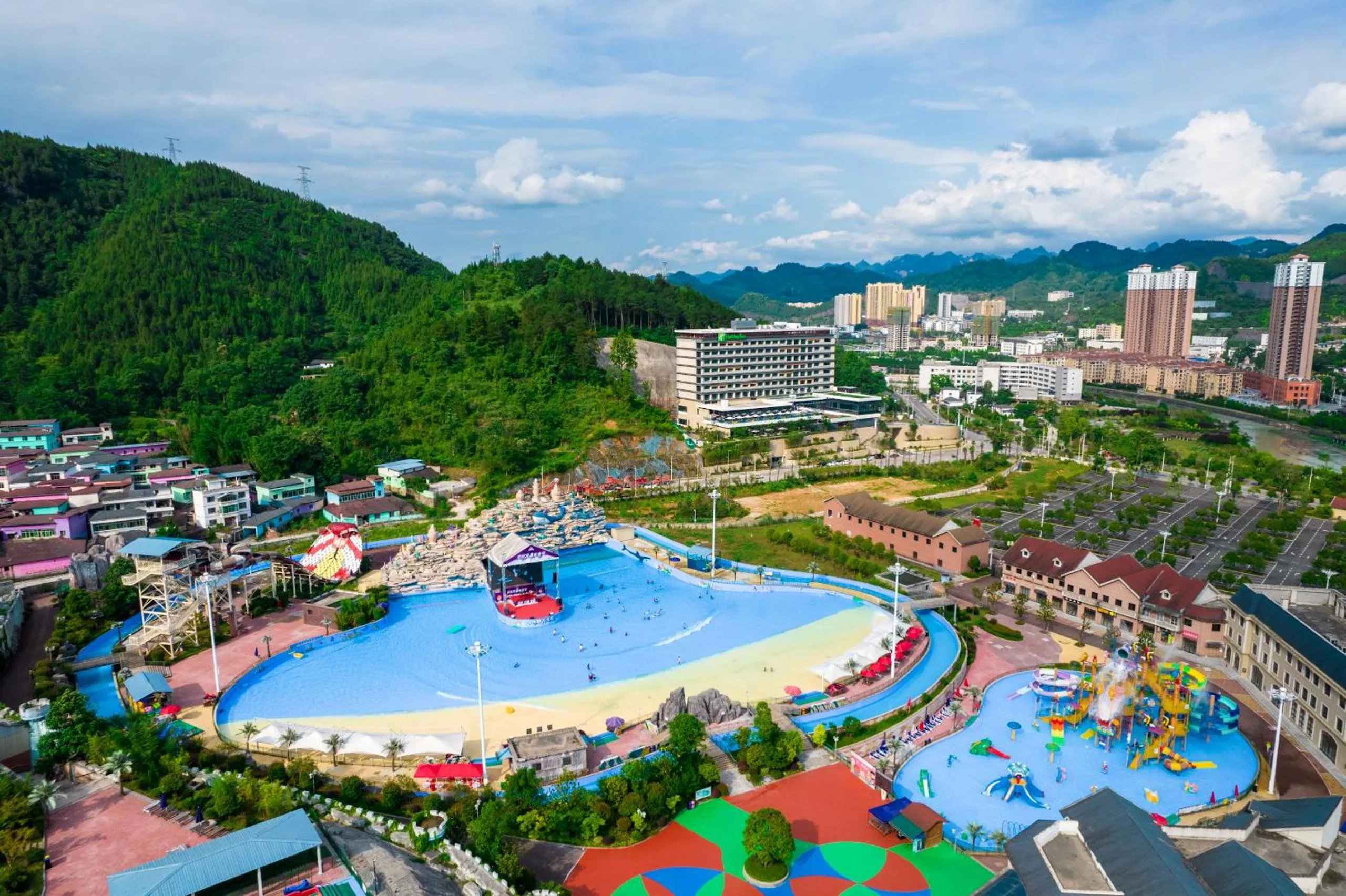 Bird's eye view in Holiday Inn Tongren Wanshan by IHG