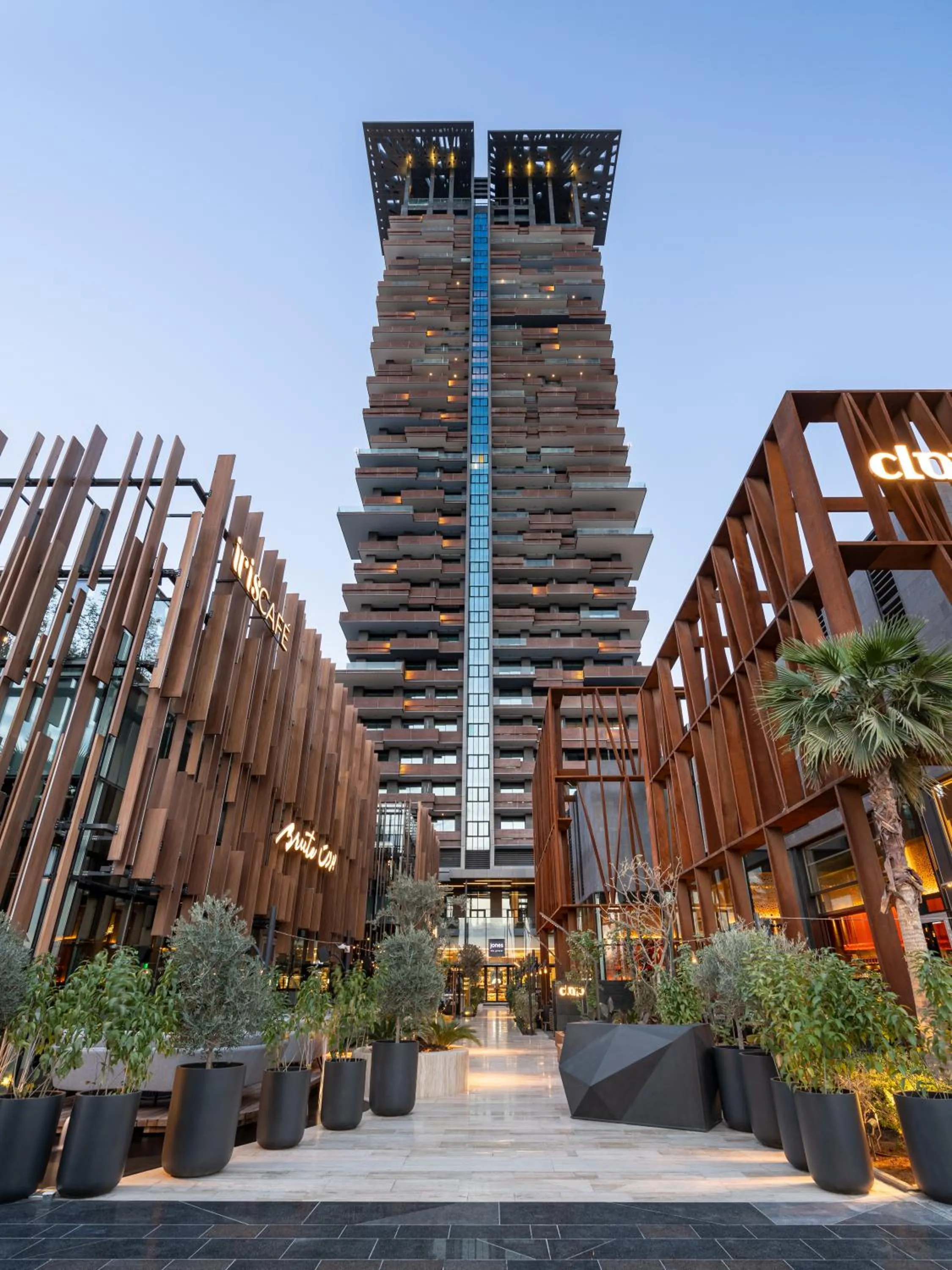 Property building in Fairmont Ramla Riyadh