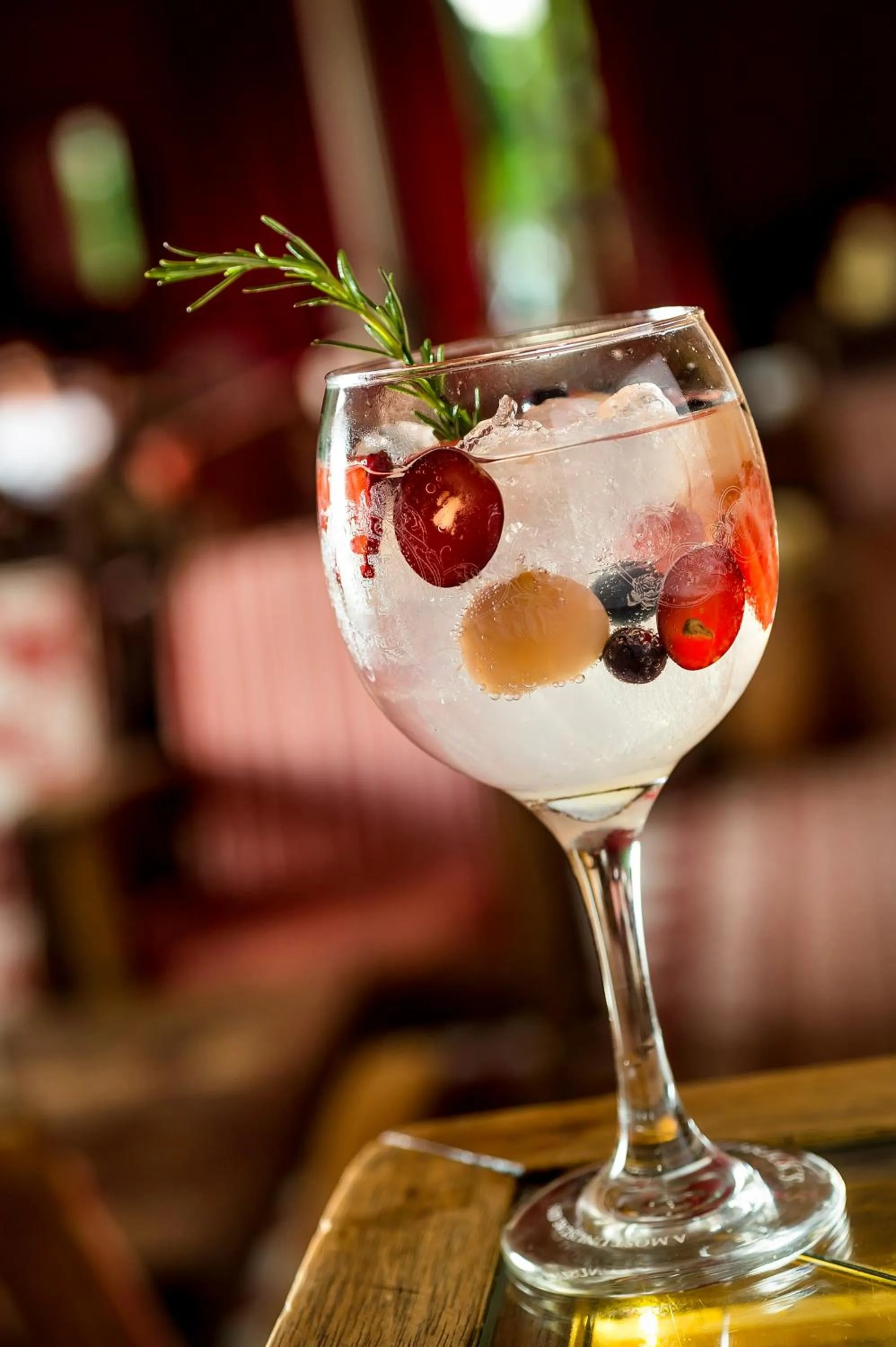 Restaurant/places to eat in ibis London Sutton Point