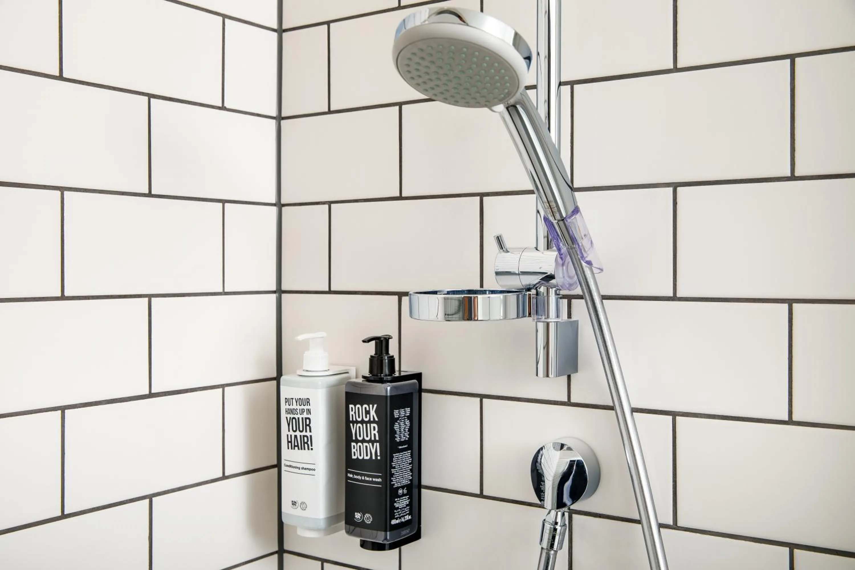 Bathroom in ibis London Sutton Point